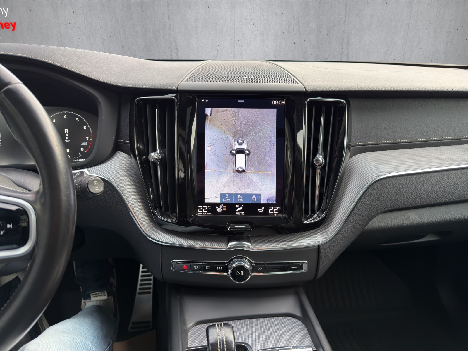 Image VOLVO XC60 XC60 B6 Benzin Mild Hybrid AWD R-Design Geartronic