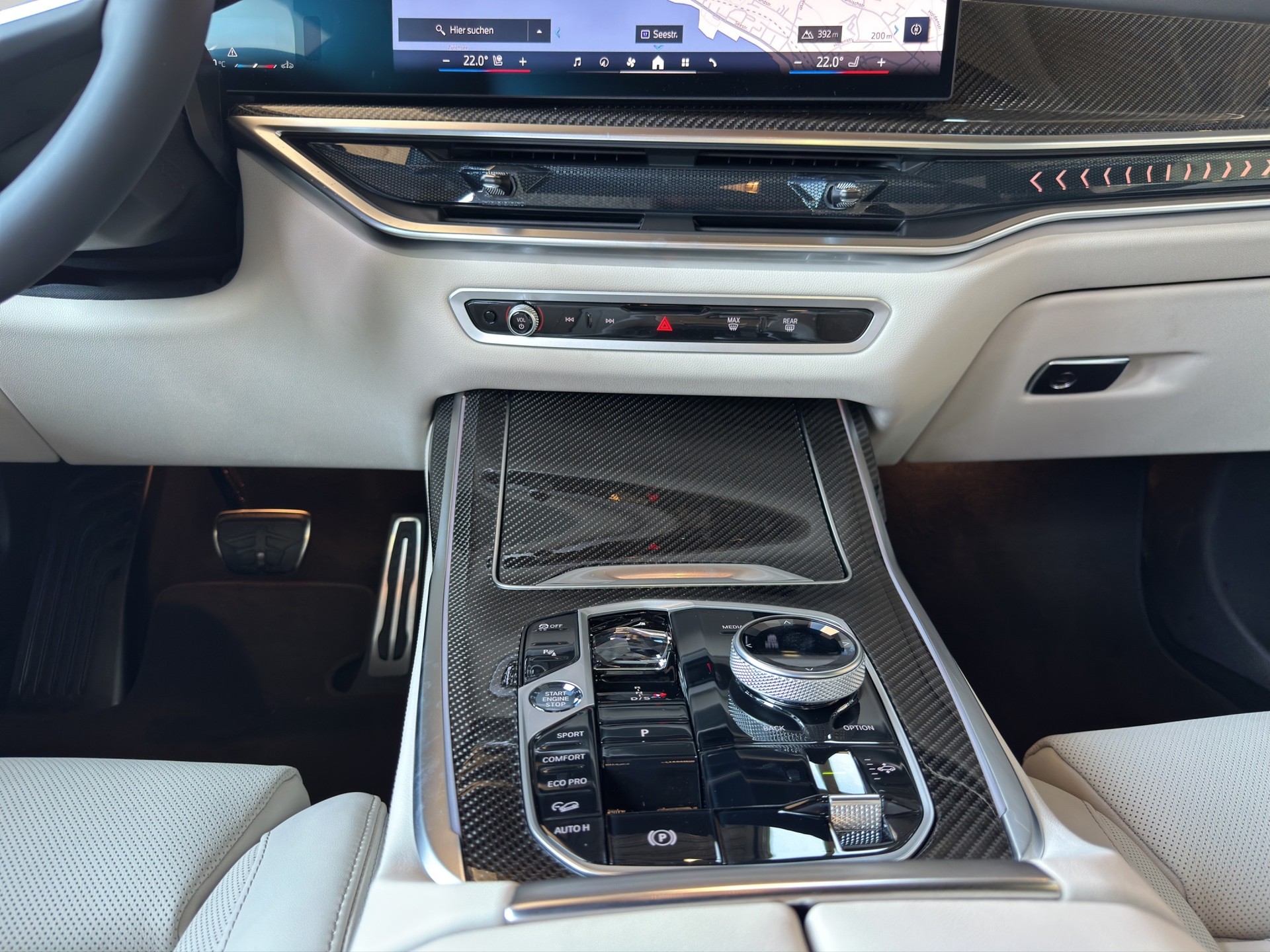 BMW X7 40i xDrive M Sport Pro (7-Plätzer)-image-14