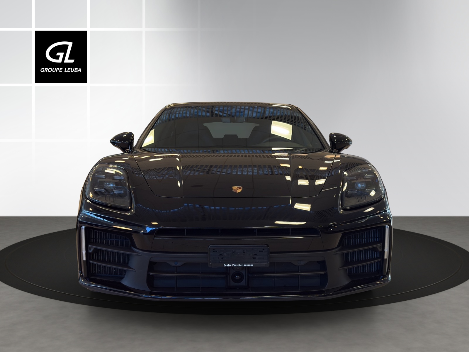 PORSCHE Panamera 4 PDK-image-1