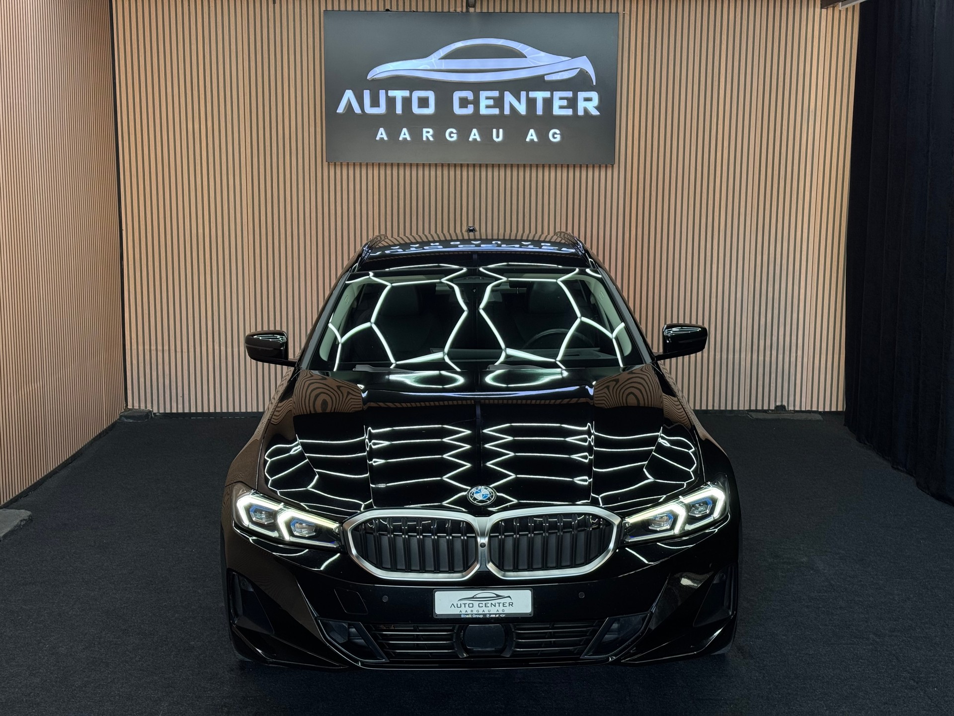 BMW 320d xDrive Touring | 1 Jahr Garantie | Facelift | *ab CHF 279.-/ Monat*-image-2