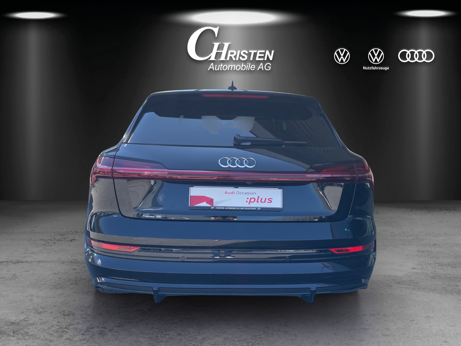 AUDI e-tron S quattro-image-4