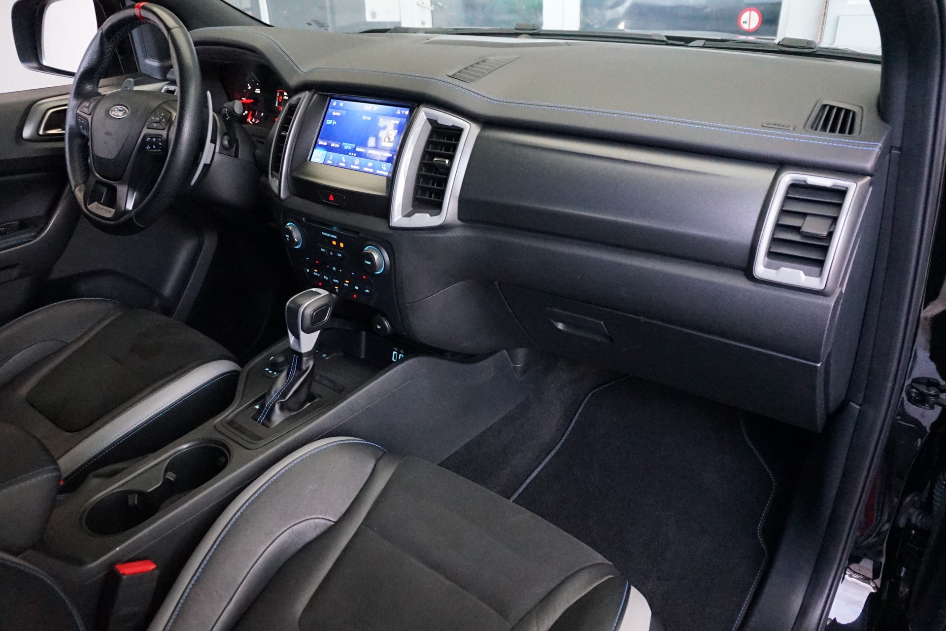 FORD Ranger Raptor 2.0 E. Black Edition 4x4 Automat 213PS-image-24
