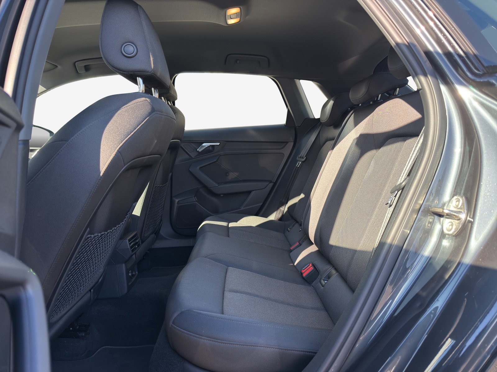 AUDI A3 Sportback 35 TFSI advanced Attraction S-tronic-image-11