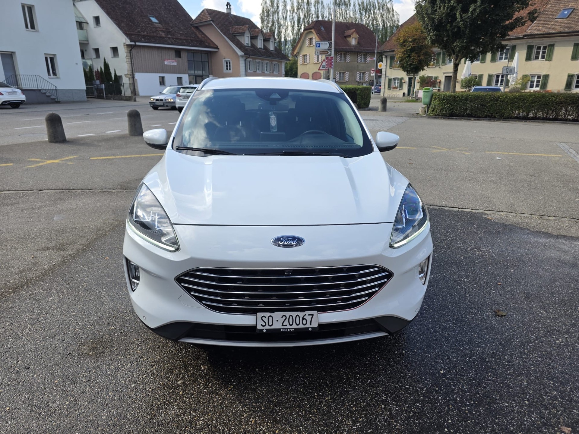 FORD Kuga 1.5 TDCi Titanium 2WD-image-2