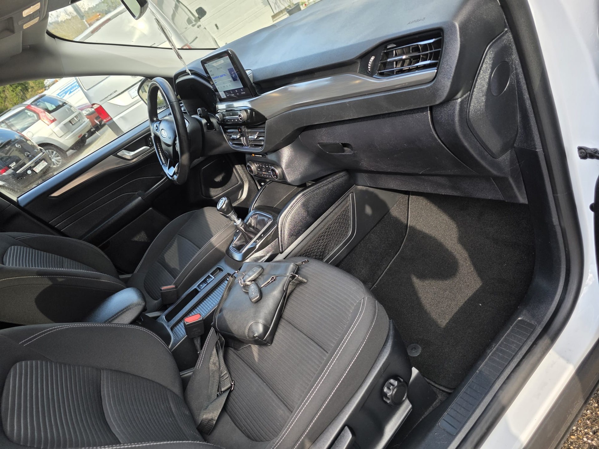 FORD Kuga 1.5 TDCi Titanium 2WD-image-5