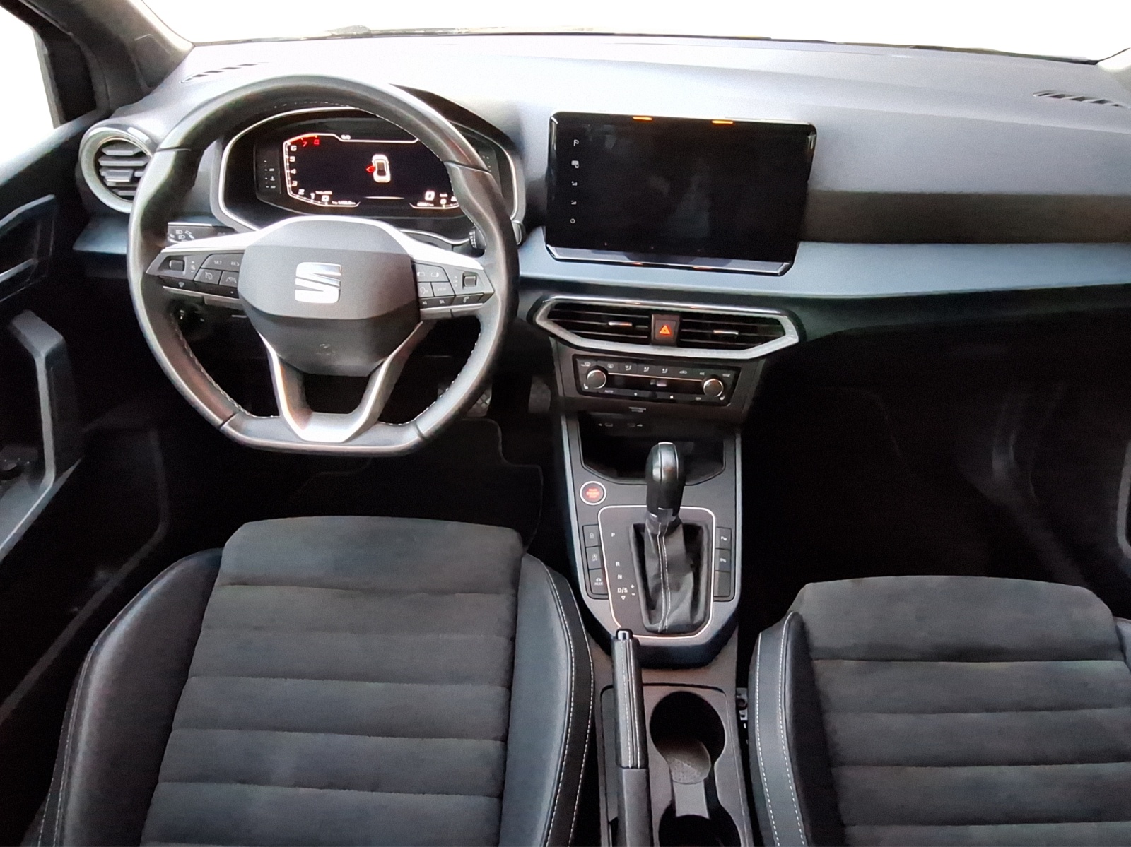 SEAT Arona 1.0 TSI 110 Xperience DSG-image-5