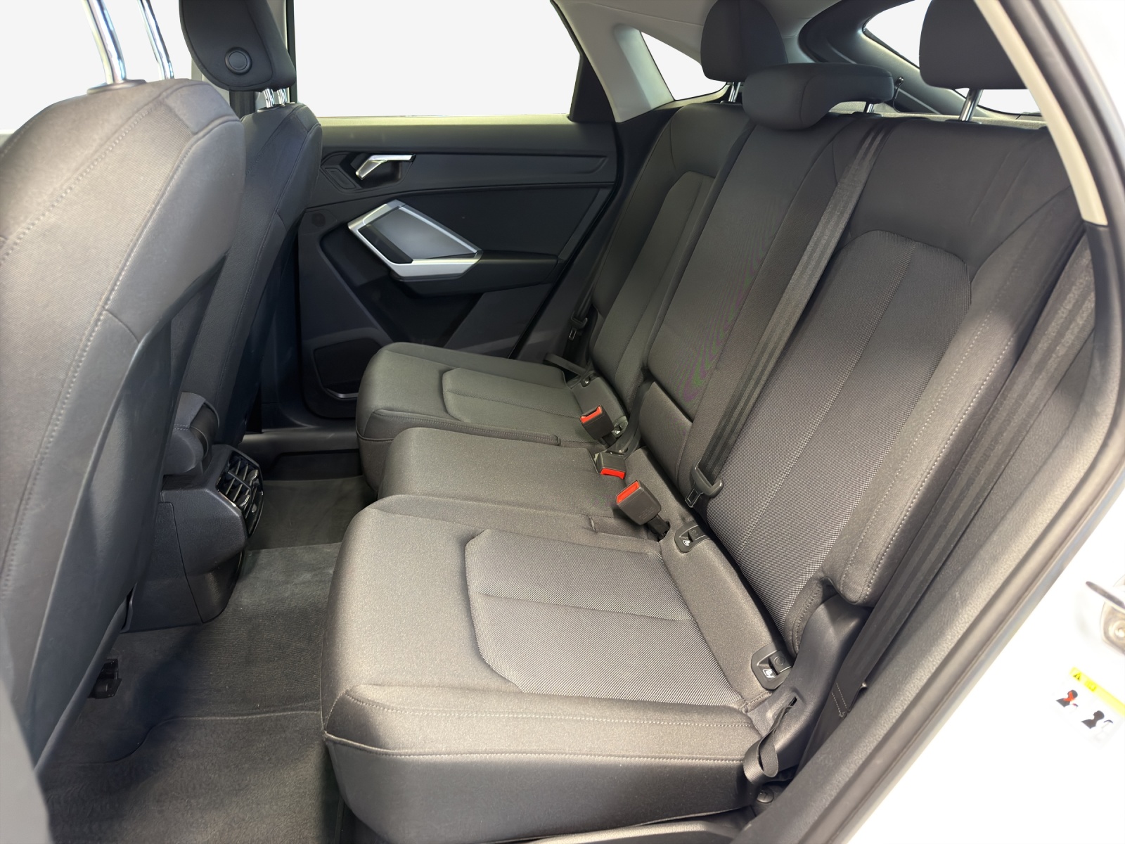 AUDI Q3 Sportback 35 TFSI Attraction S-tronic-image-11