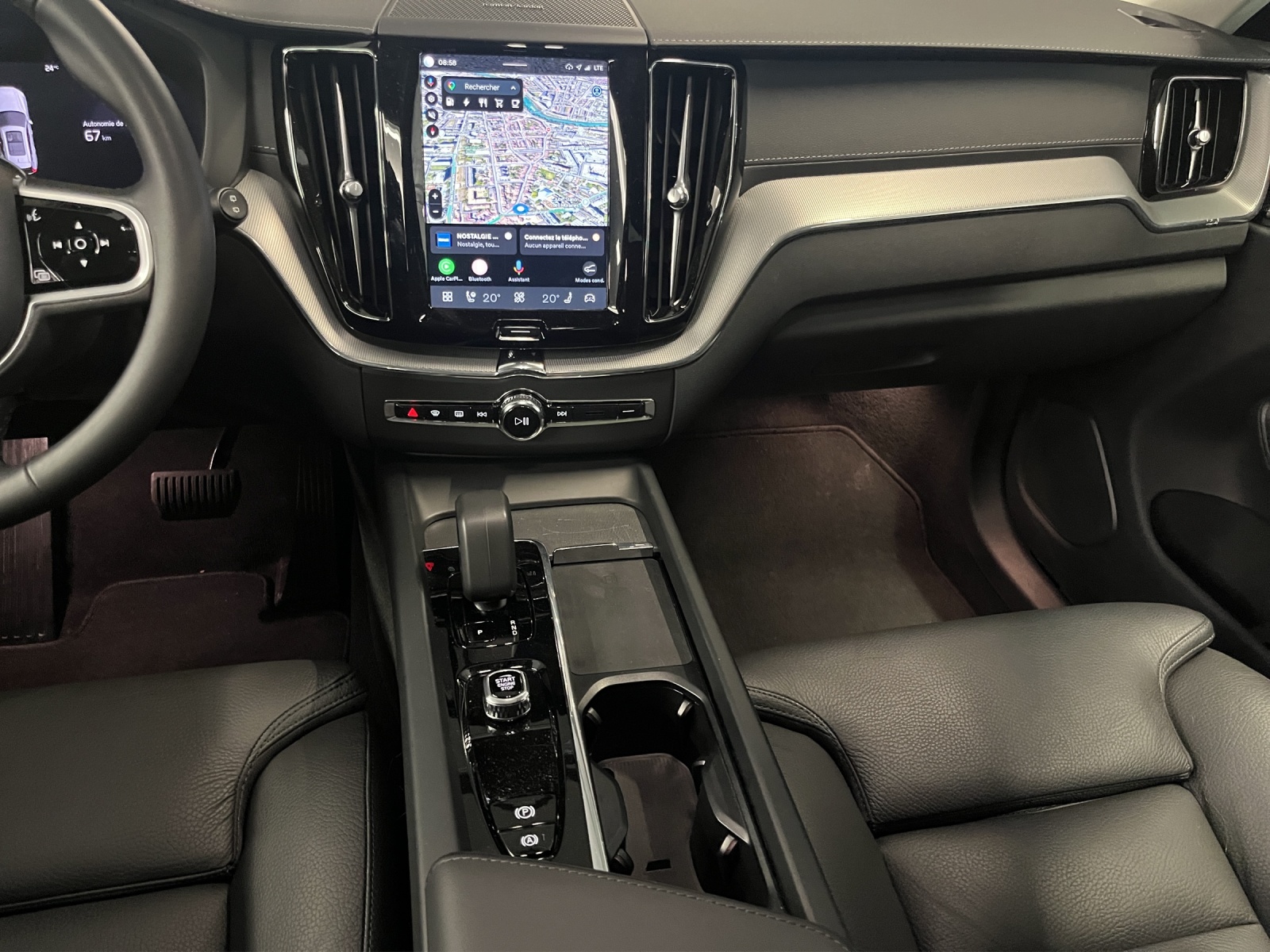 VOLVO XC60 T6 eAWD Ultim Dark-image-8
