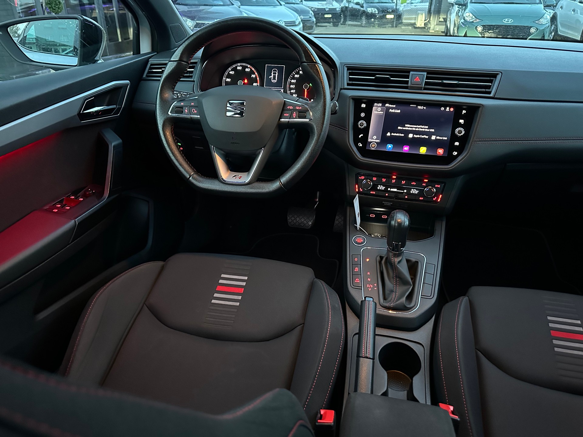 SEAT Ibiza 1.0 EcoTSI Hola FR DSG-image-15