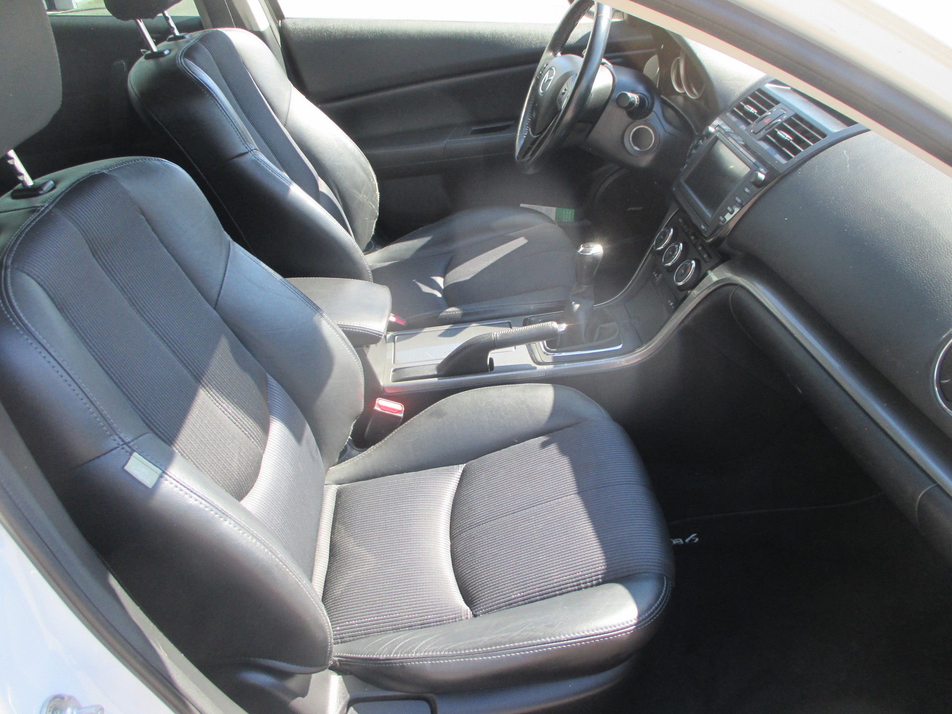 MAZDA 6 2.2 CD 16V Sport-image-12