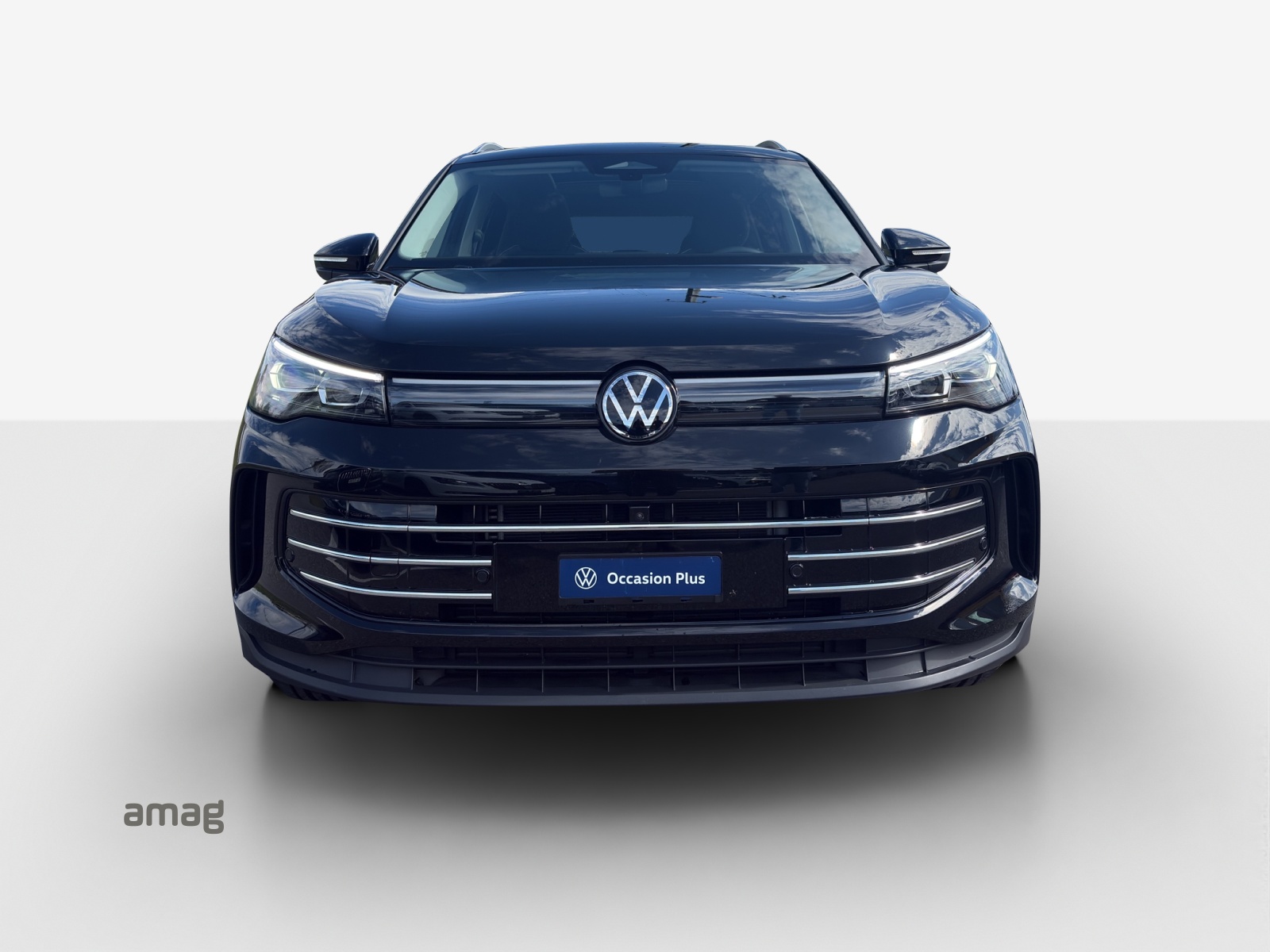 VW Tiguan 2.0 TSI DSG Elegance 4Motion-image-5
