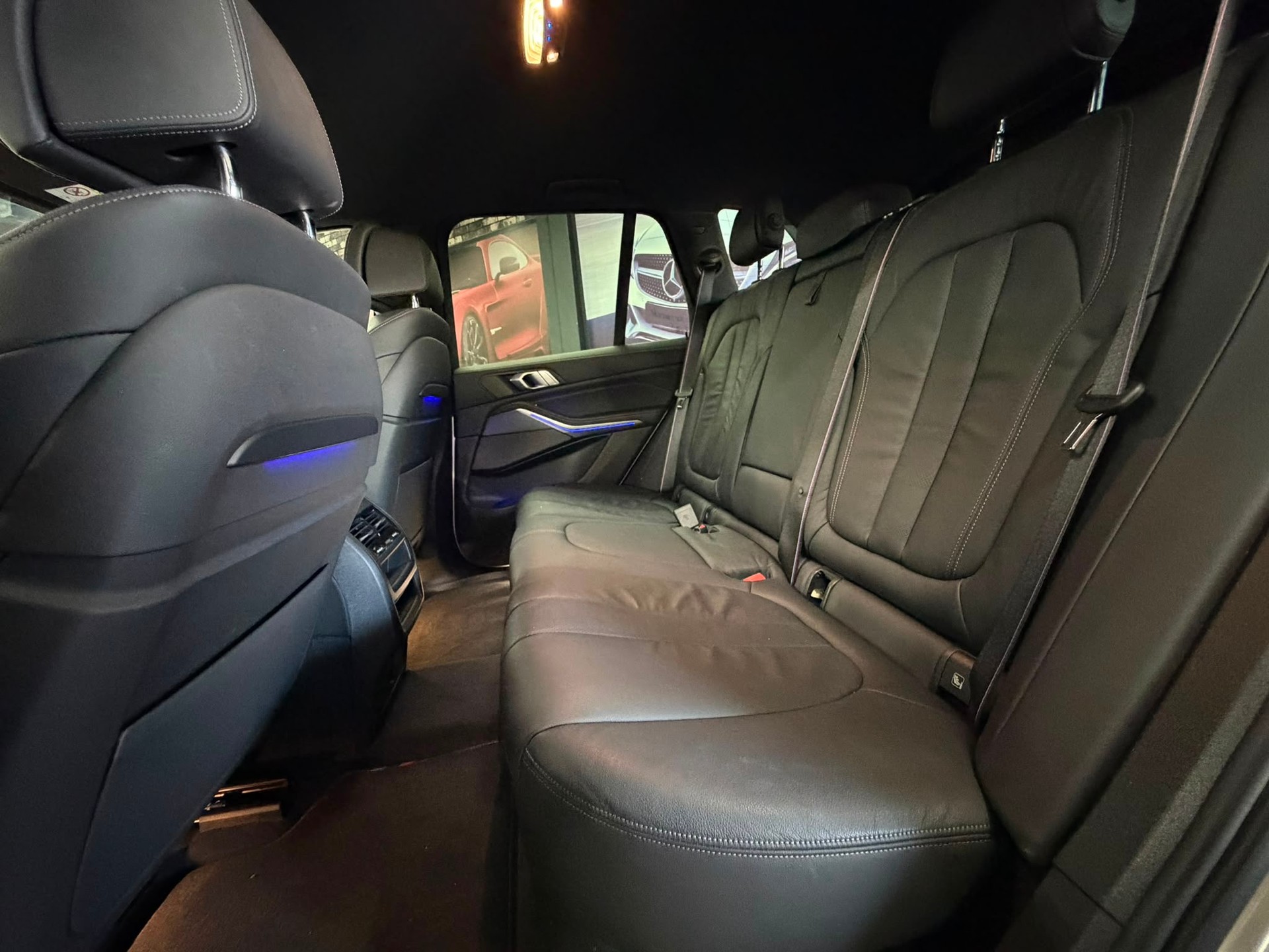 BMW X5 xDrive M50d Steptronic-image-7