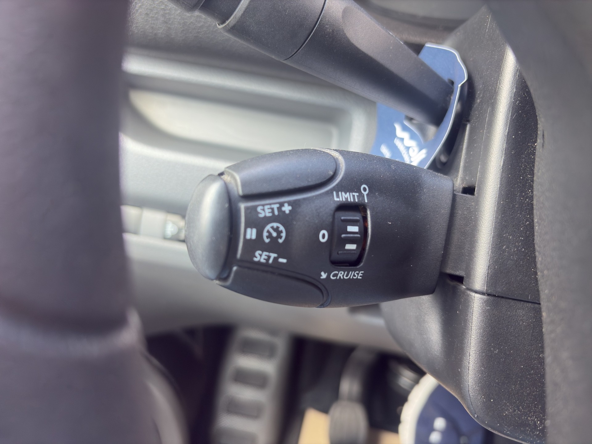 CITROEN Jumpy 2.0 BlueHDi 120 XS Komfort-image-13