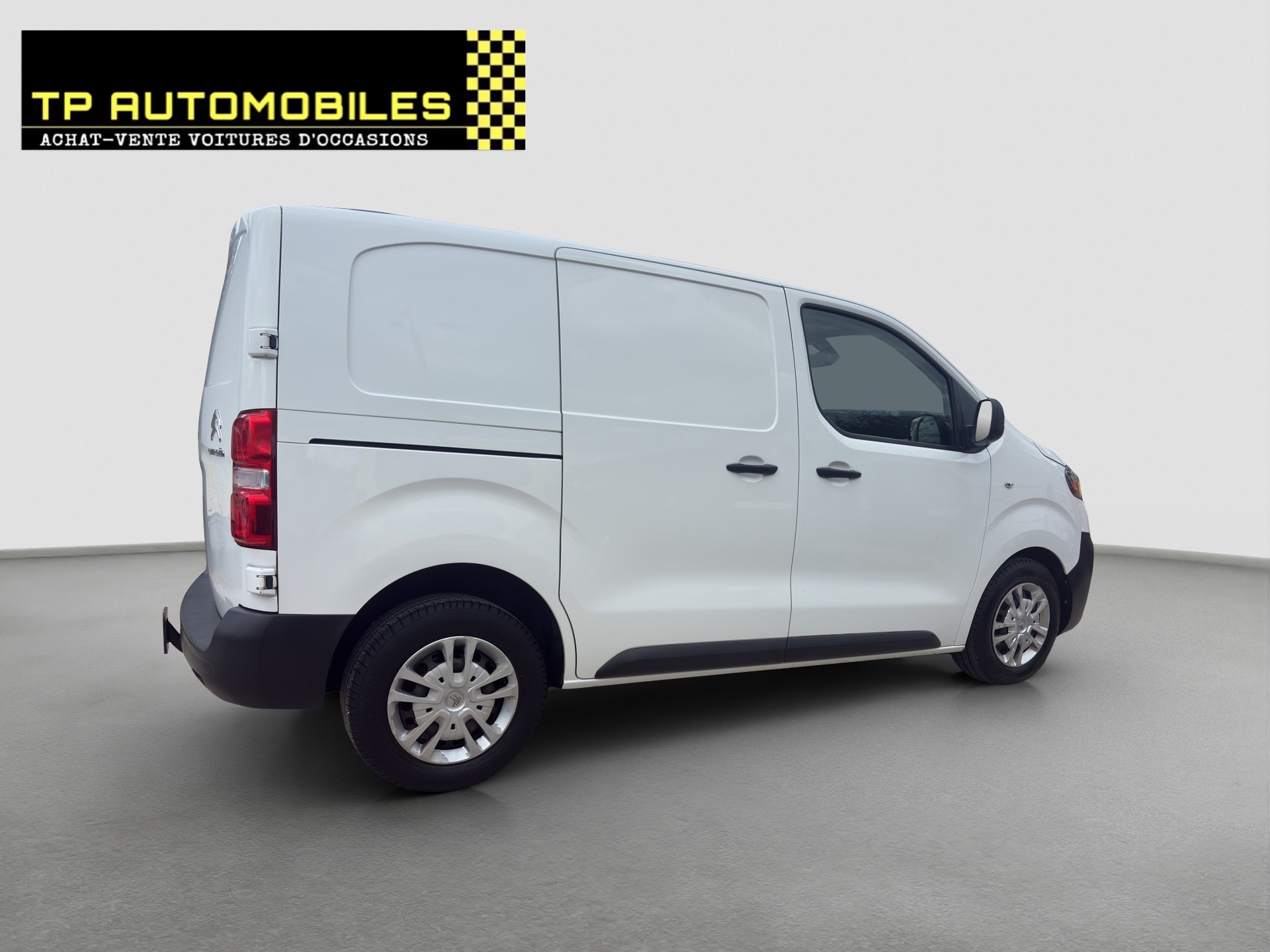 CITROEN Jumpy 2.0 BlueHDi 120 XS Komfort-image-3