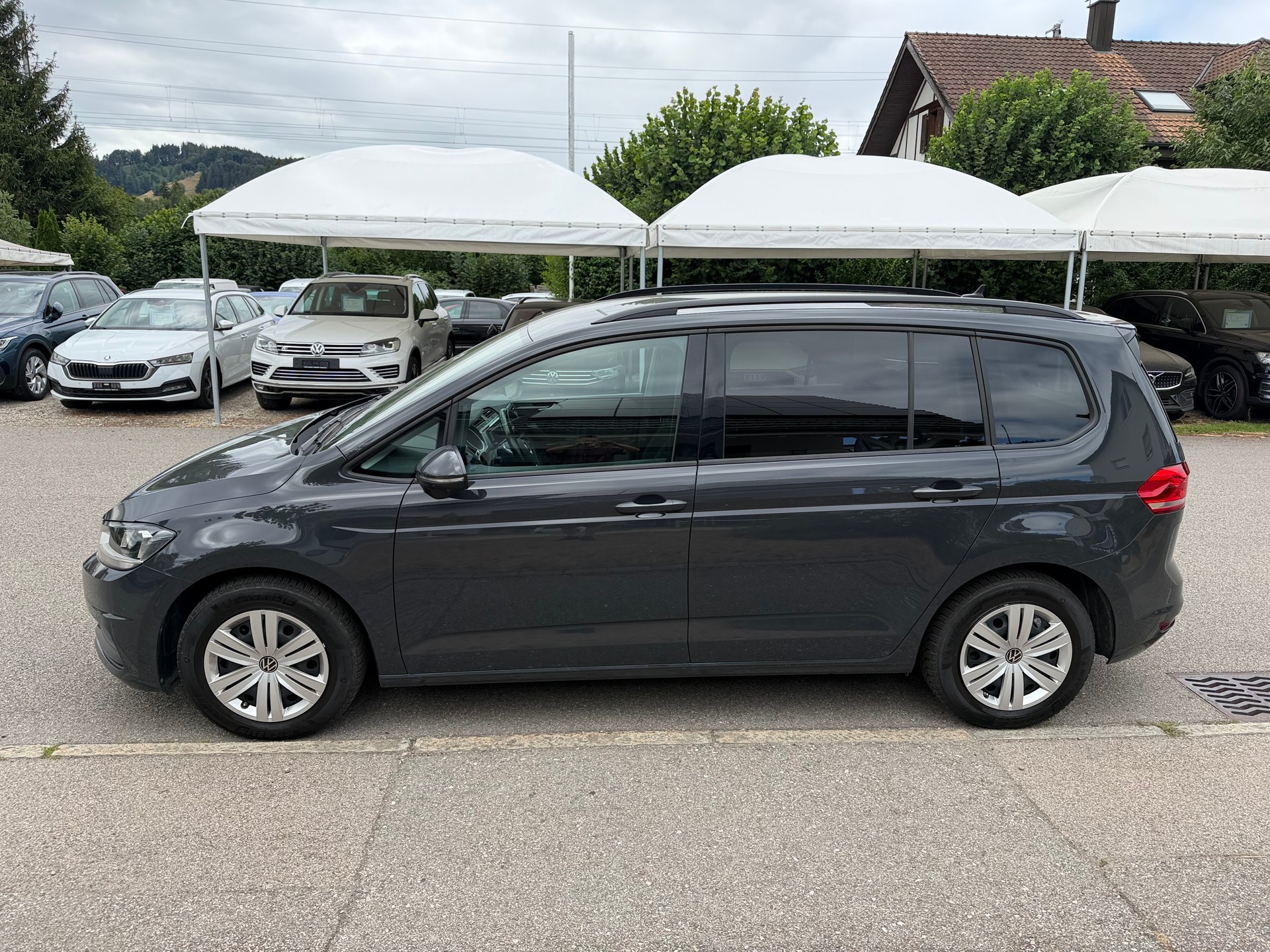 VW Touran 2.0 TDI BlueMotion Technology Comfortline-image-3