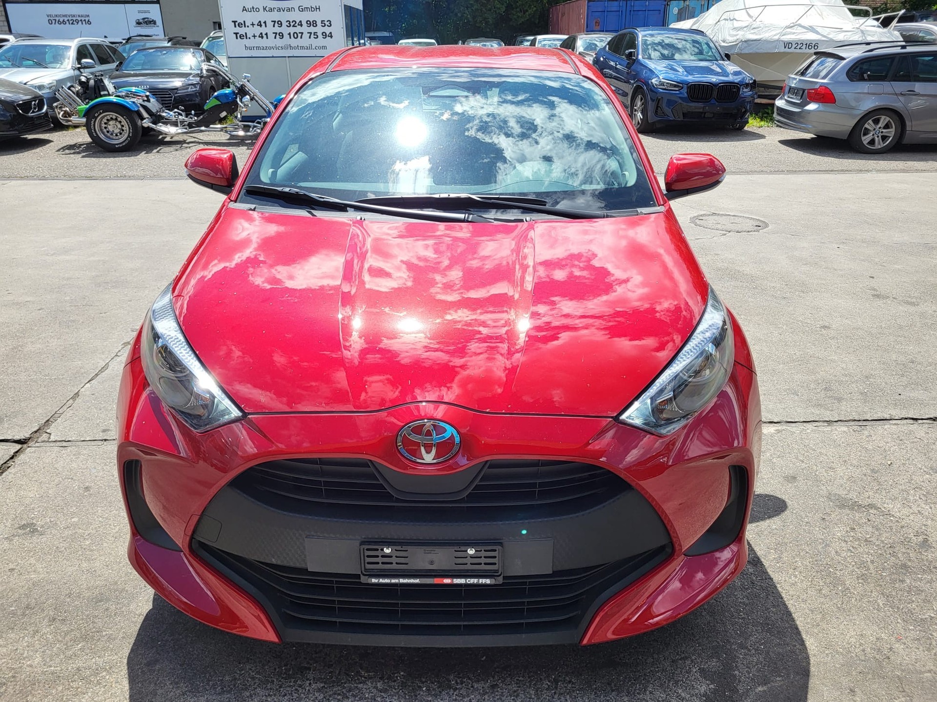 TOYOTA Yaris 1.5 Comfort e-CVT