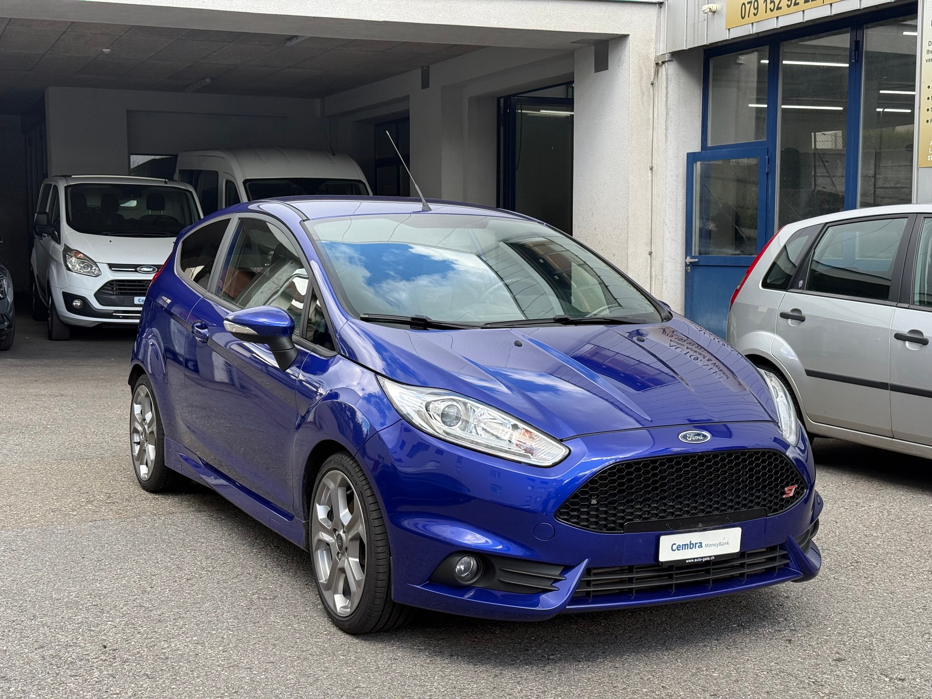 FORD Fiesta 1.6 SCTi ST-image-2