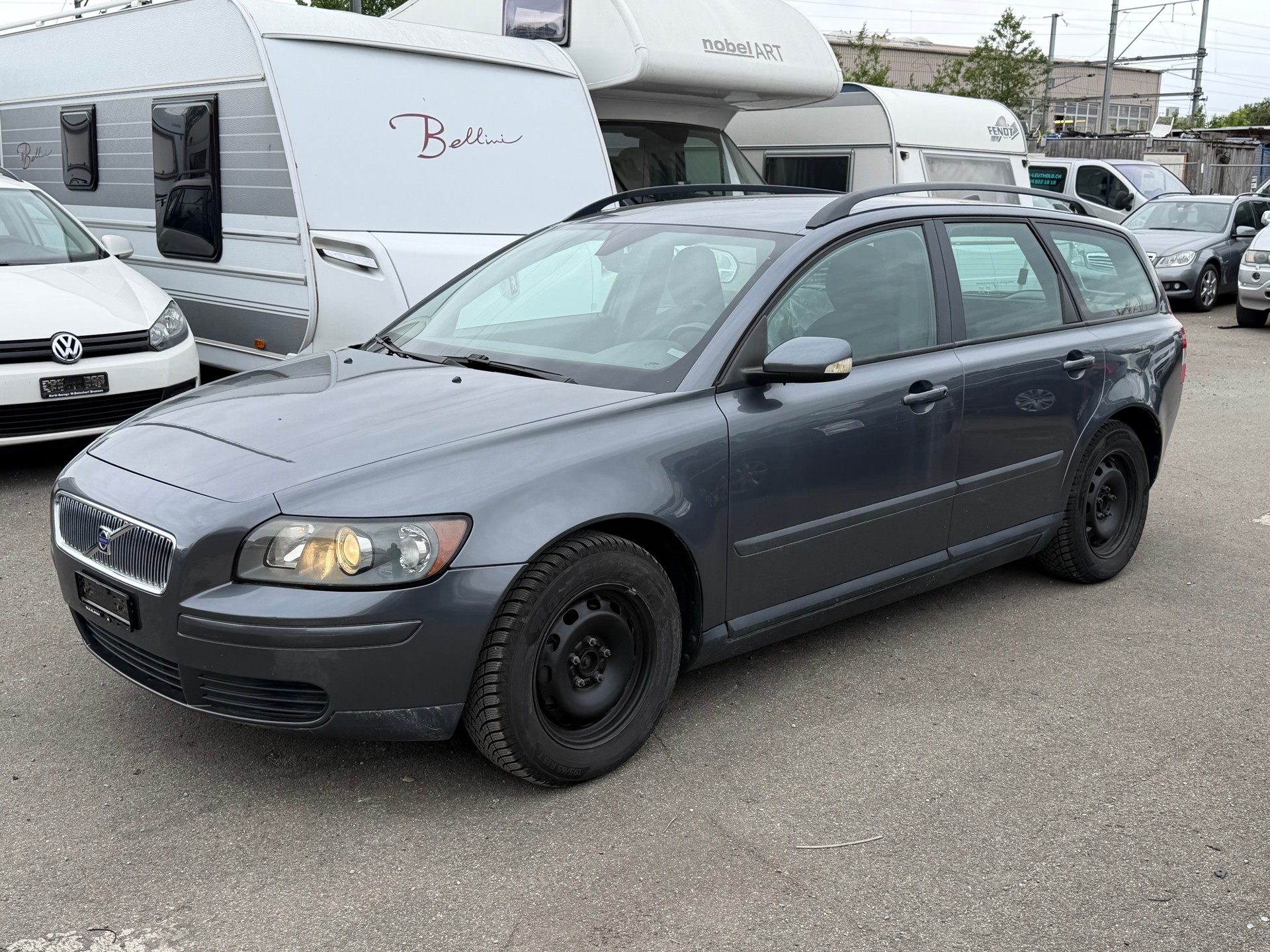 VOLVO V50 1.8 Momentum-image-2
