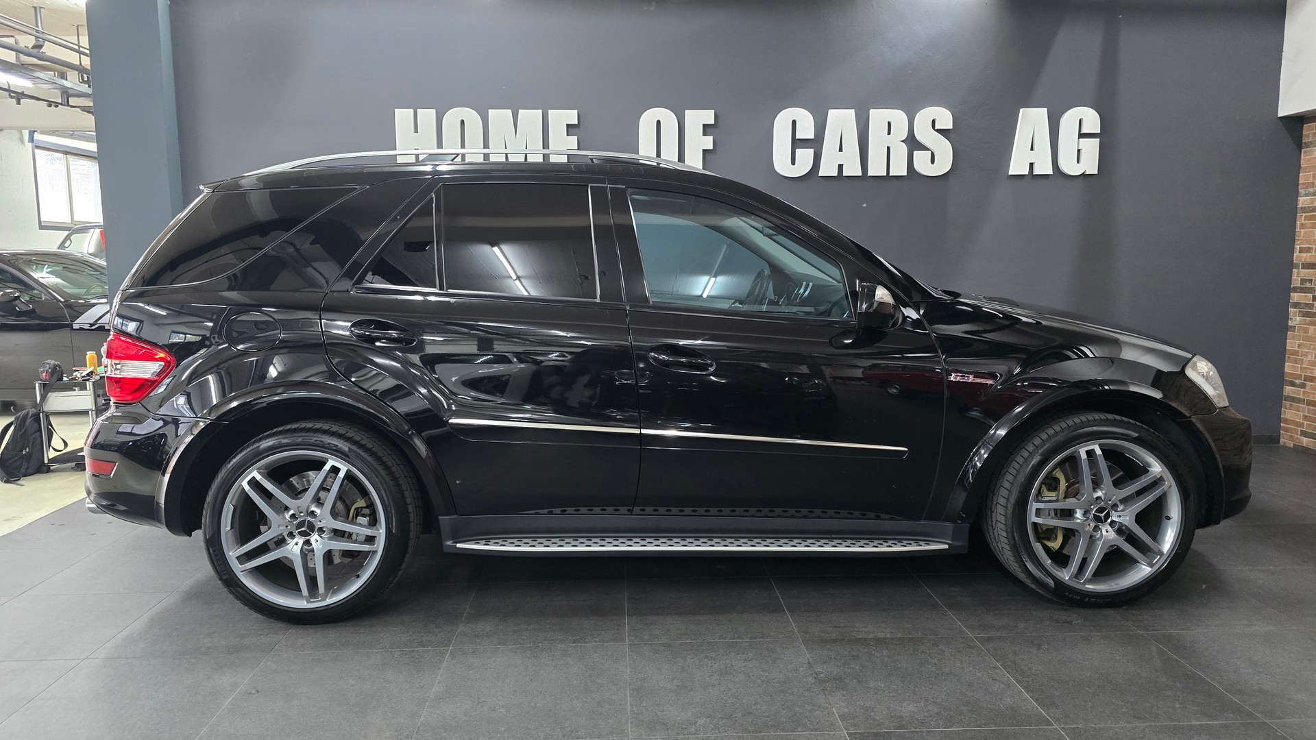 MERCEDES-BENZ ML 63 AMG 4Matic 7G-Tronic-image-12