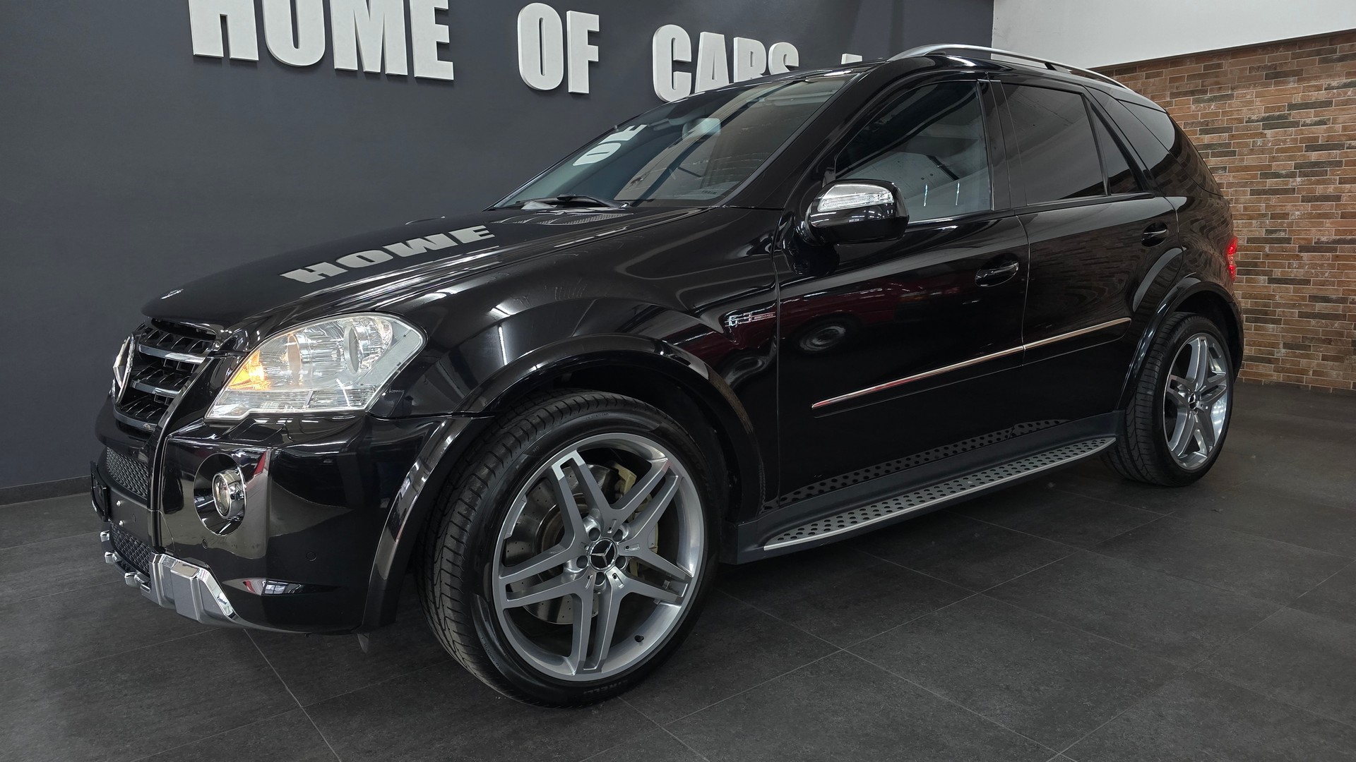 MERCEDES-BENZ ML 63 AMG 4Matic 7G-Tronic-image-2