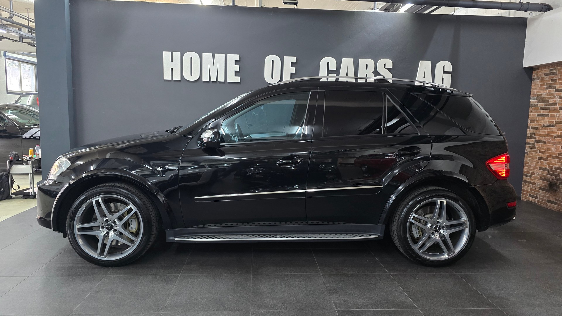 MERCEDES-BENZ ML 63 AMG 4Matic 7G-Tronic-image-4