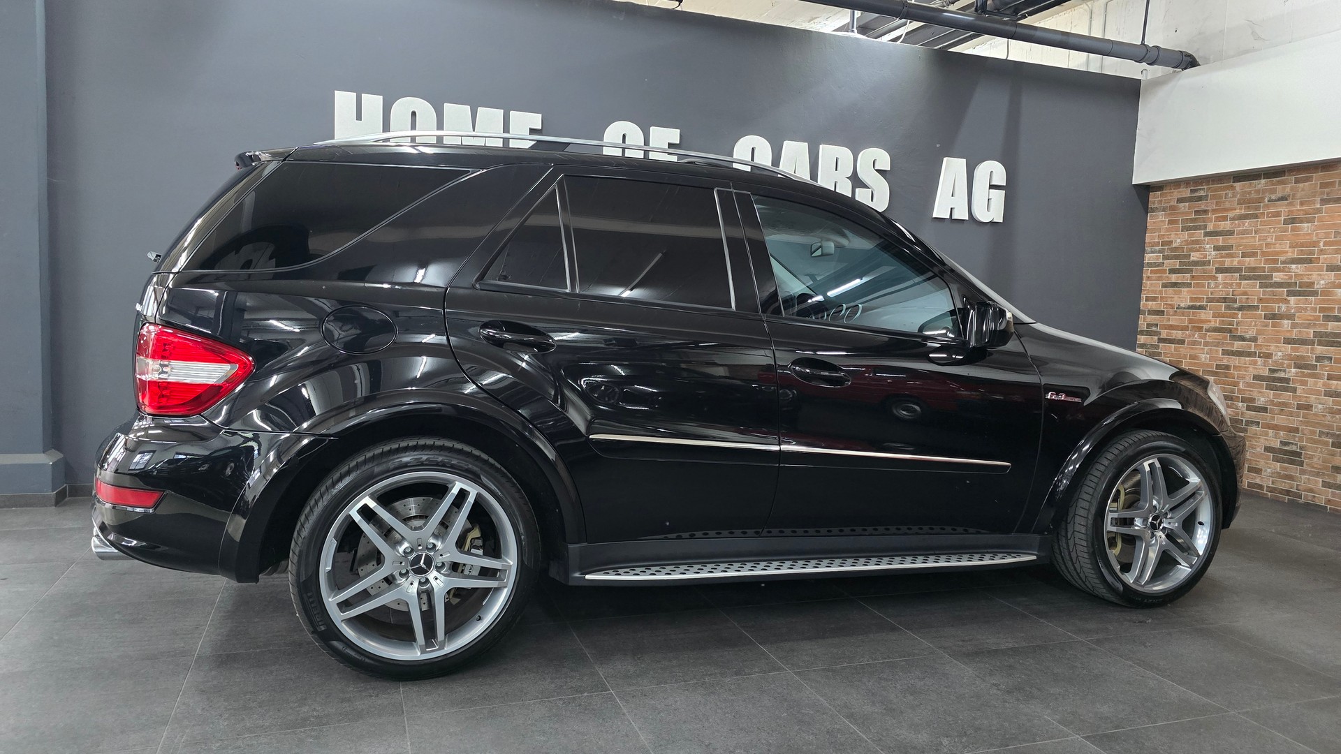 MERCEDES-BENZ ML 63 AMG 4Matic 7G-Tronic-image-11