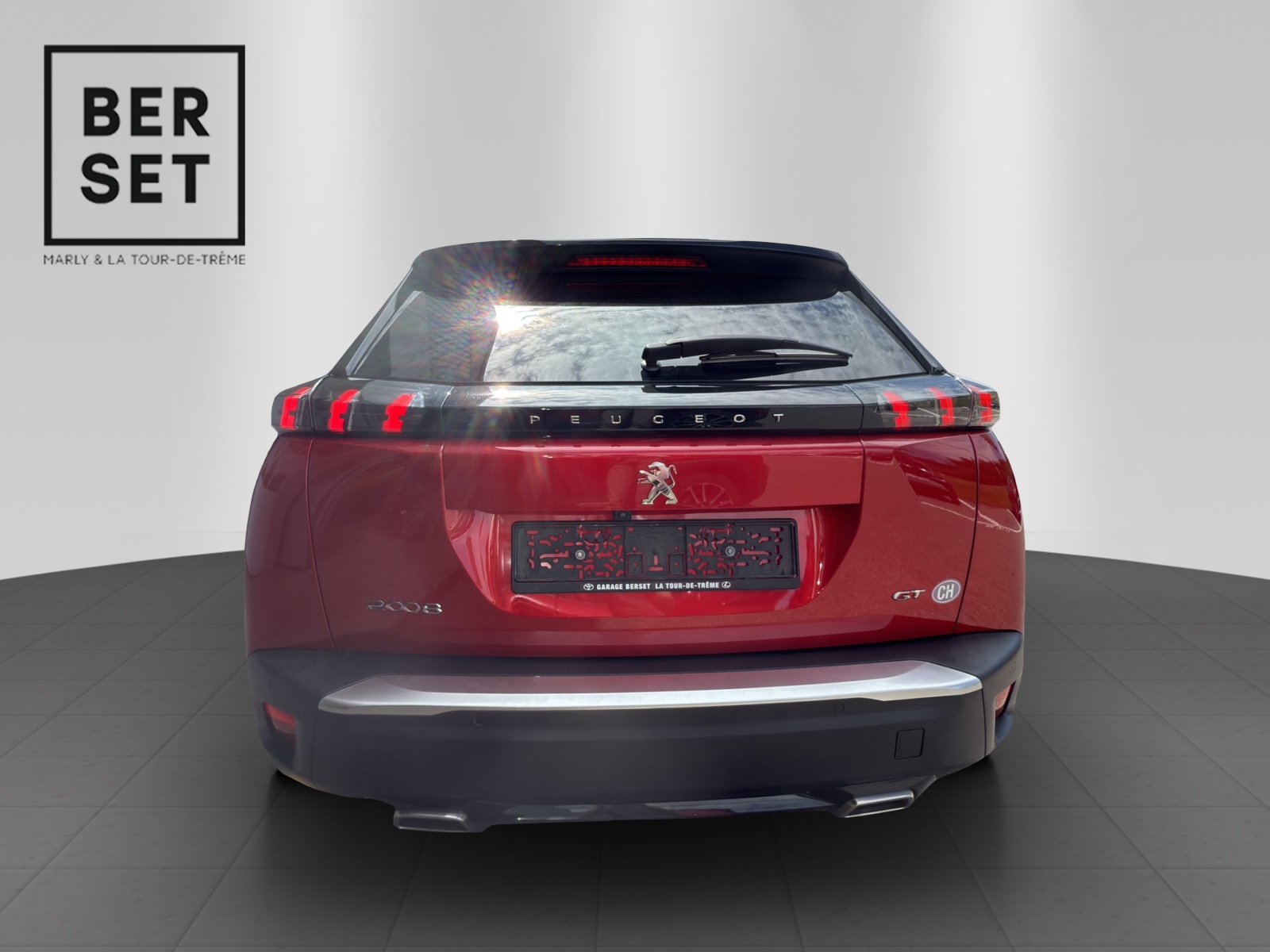 PEUGEOT 2008 1.2 130 GT-image-3
