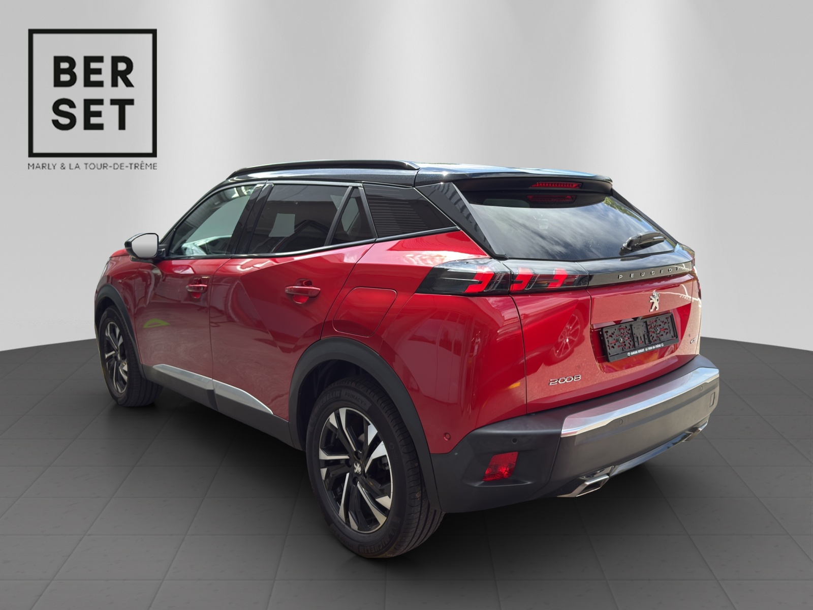 PEUGEOT 2008 1.2 130 GT-image-2