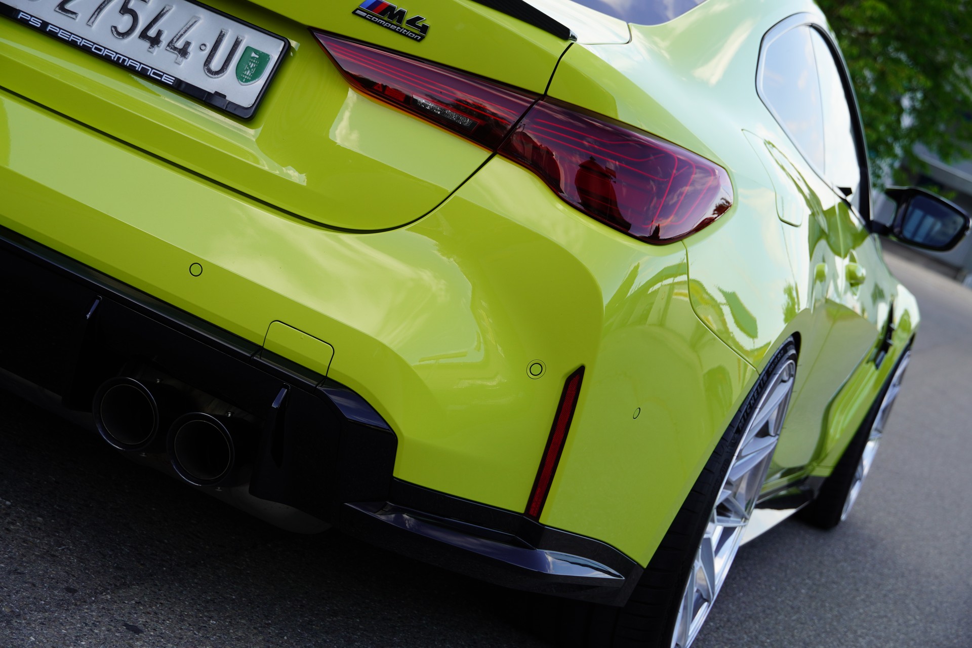 BMW M4 Coupé Competition M xDrive-image-7