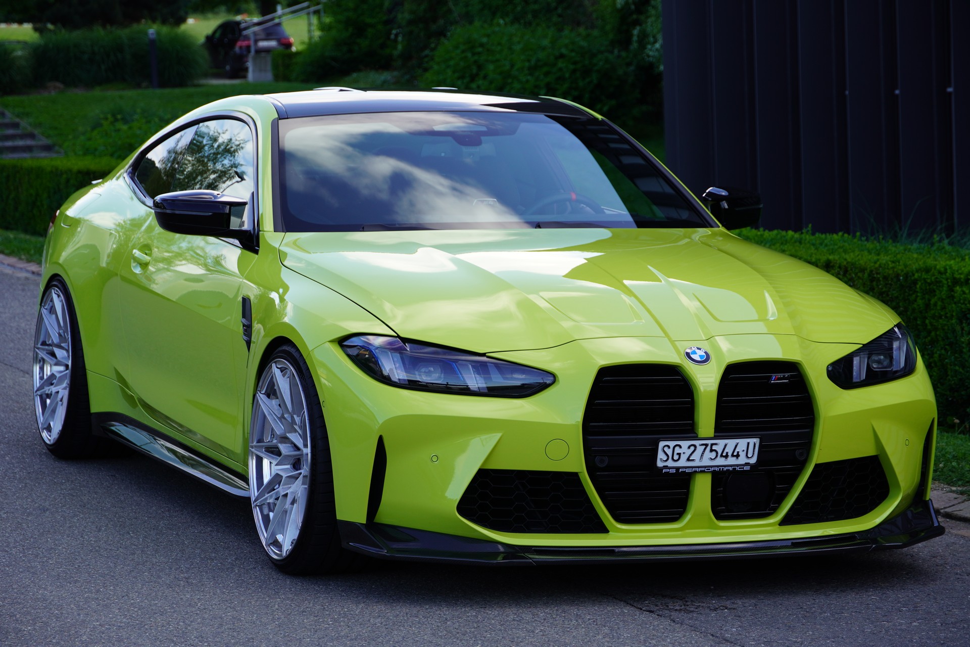 BMW M4 Coupé Competition M xDrive-image-11