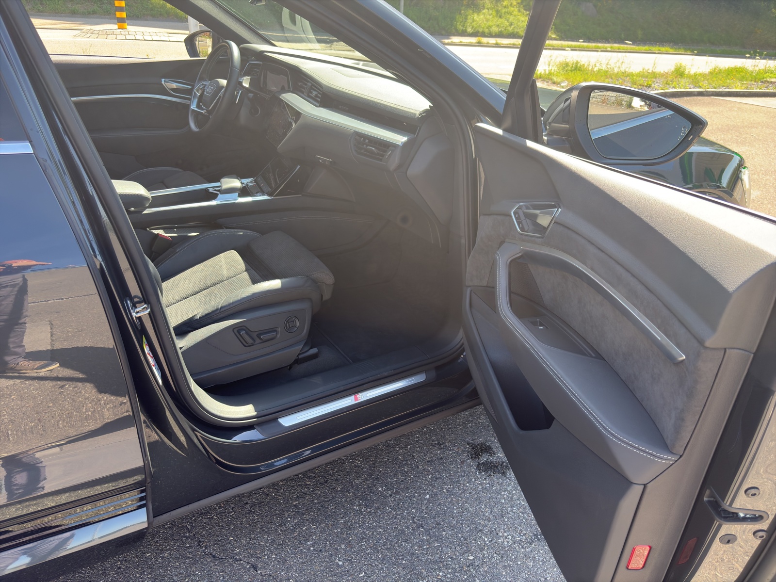 AUDI e-tron Sportback 50 Advanced quattro-image-5