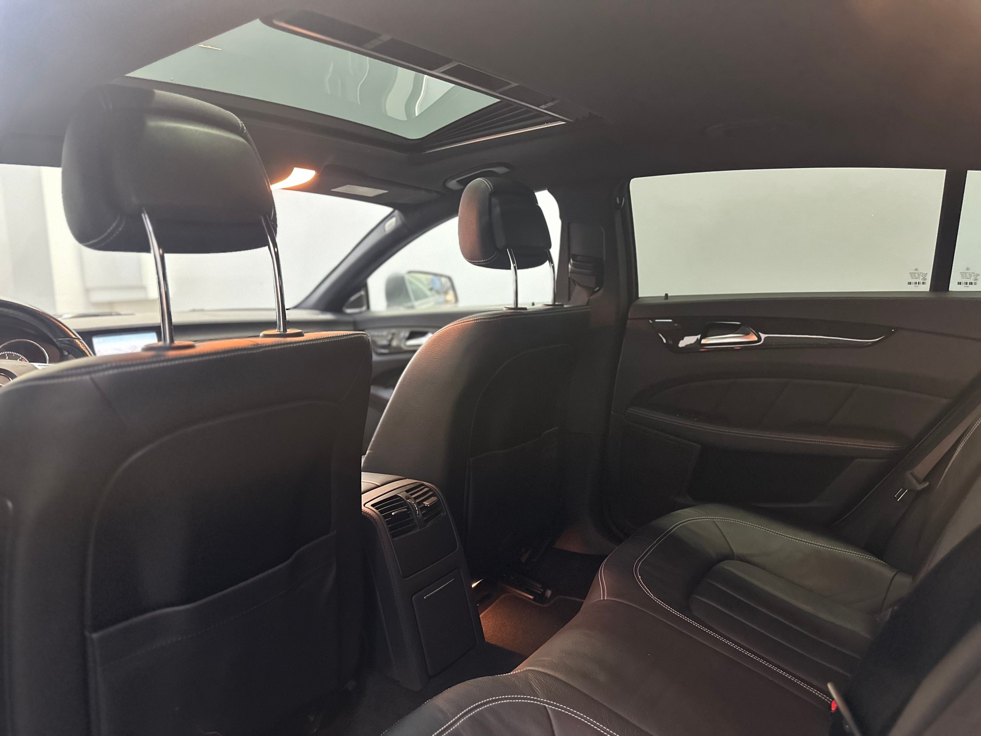 MERCEDES-BENZ CLS SB 350 CDI Executive 4Matic 7G-Tronic-image-15