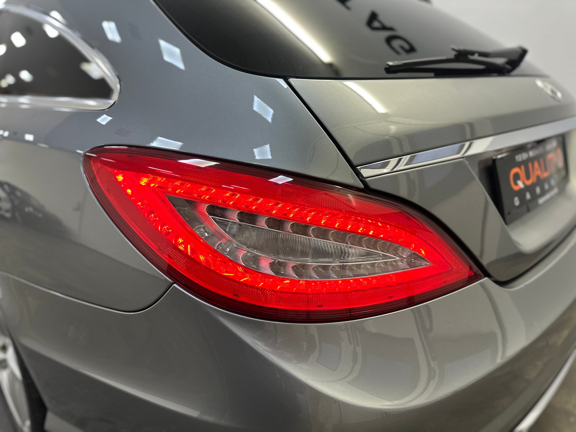 MERCEDES-BENZ CLS SB 350 CDI Executive 4Matic 7G-Tronic-image-4