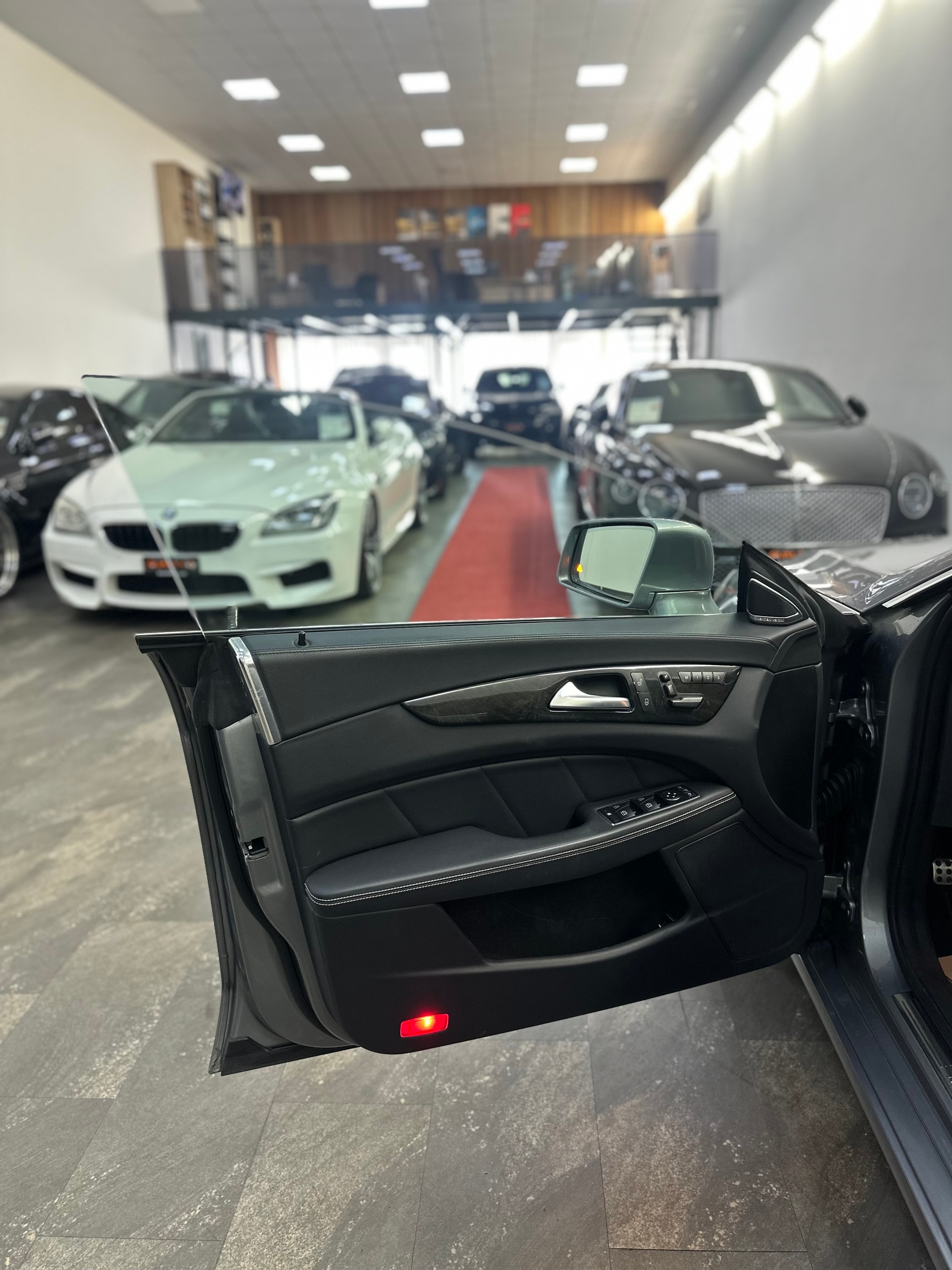 MERCEDES-BENZ CLS SB 350 CDI Executive 4Matic 7G-Tronic-image-18