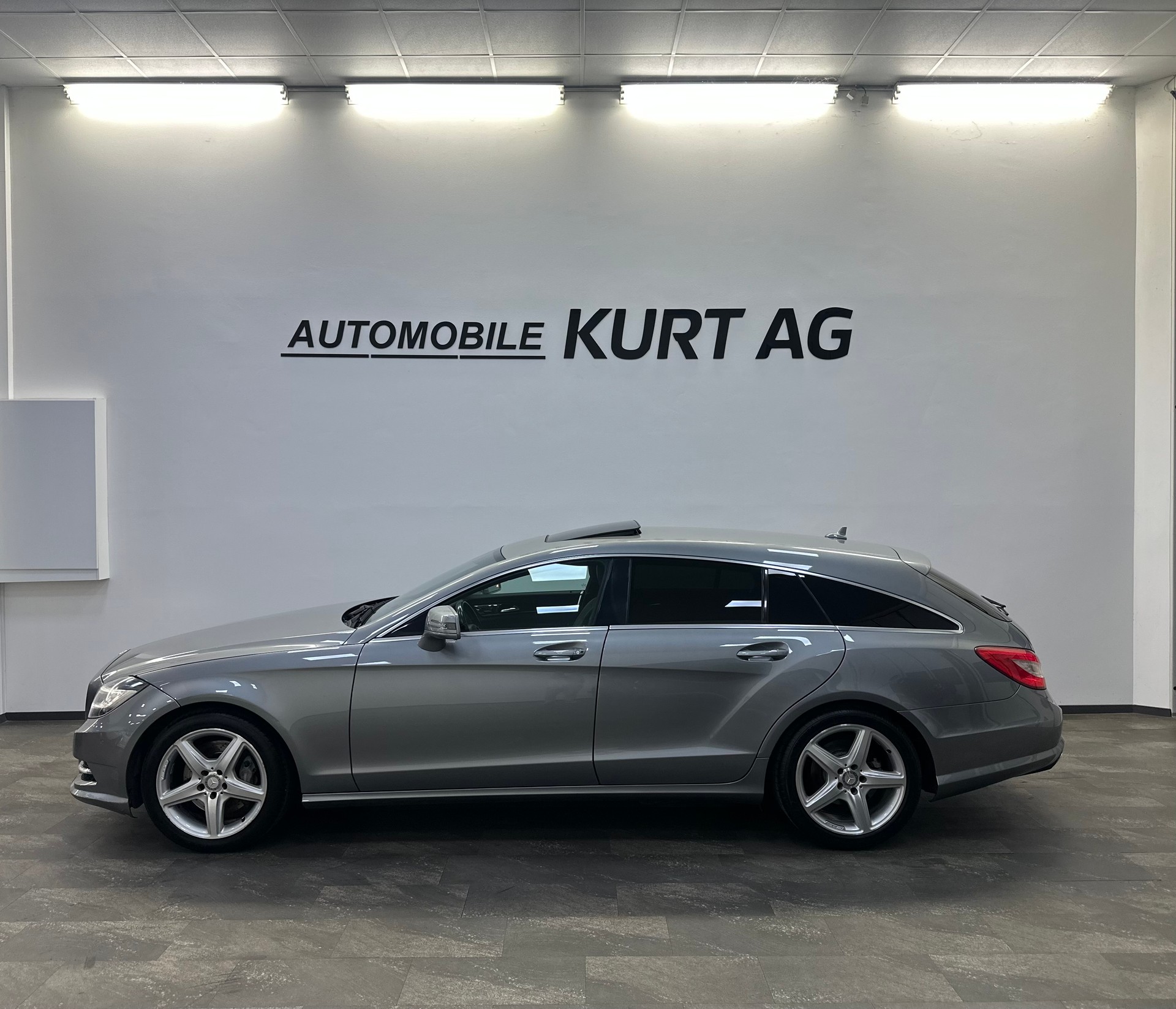 MERCEDES-BENZ CLS SB 350 CDI Executive 4Matic 7G-Tronic-image-2