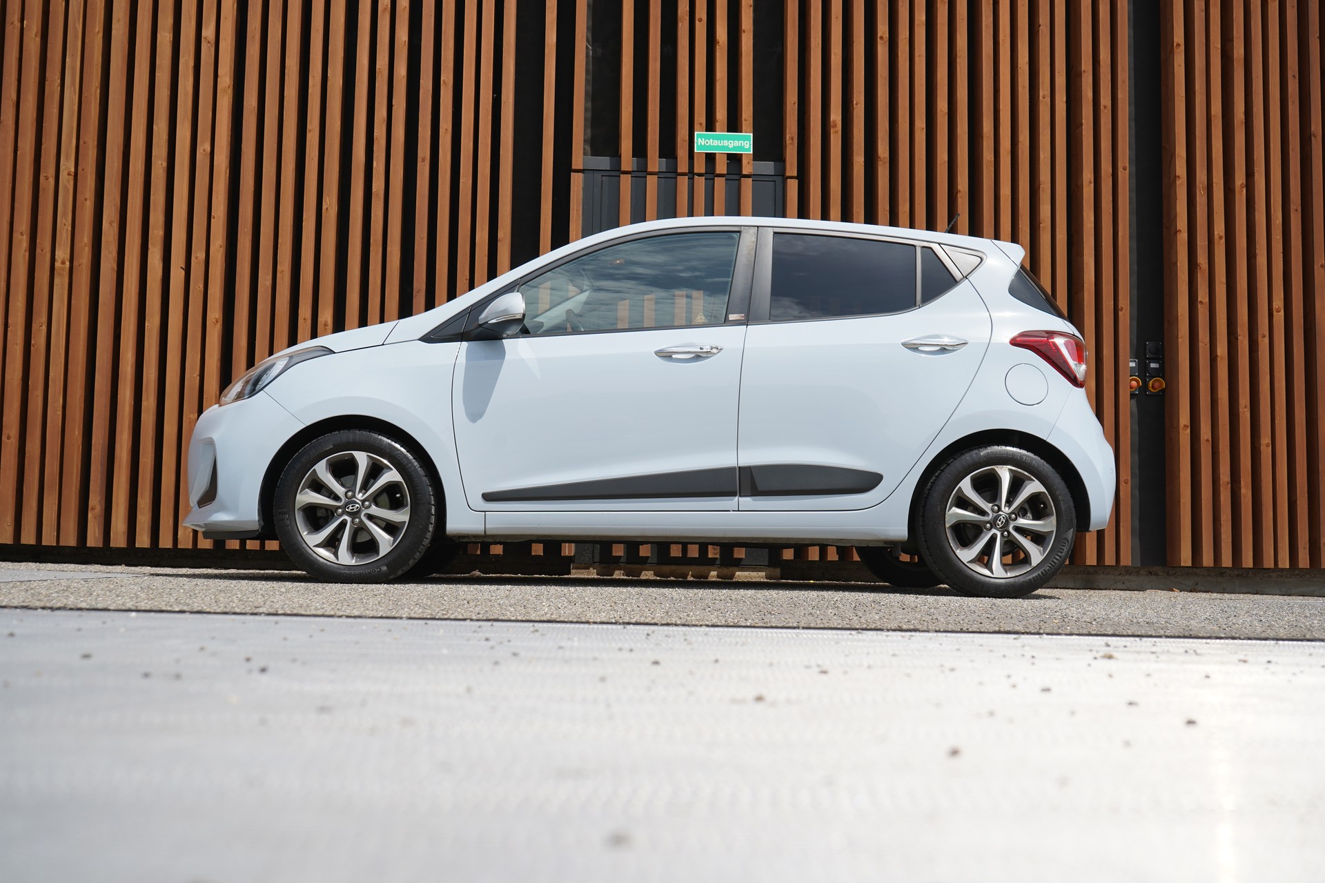 HYUNDAI i10 1.2 VERTEX l 87 PS-image-1