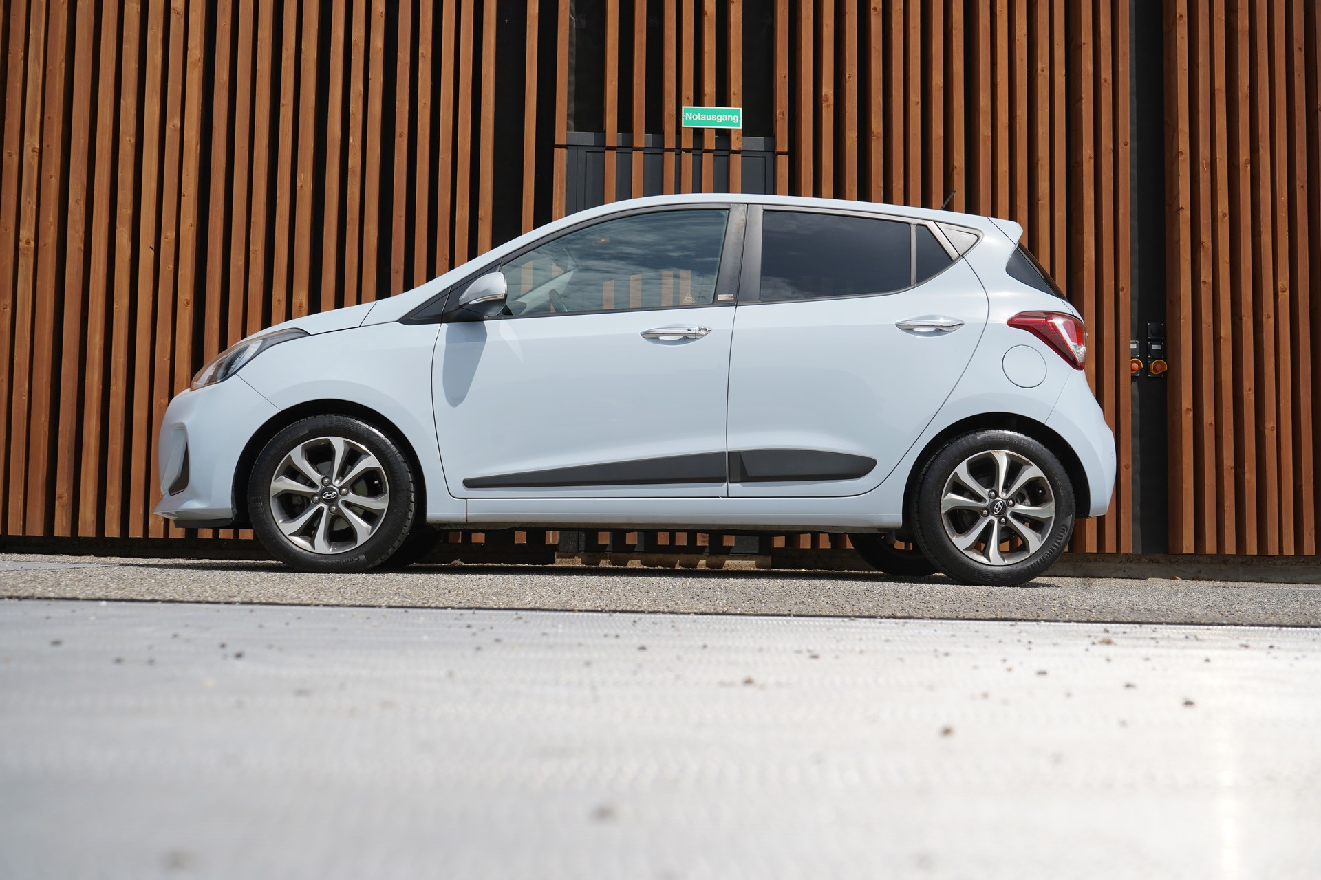 HYUNDAI i10 1.2 VERTEX l 87 PS-image-2
