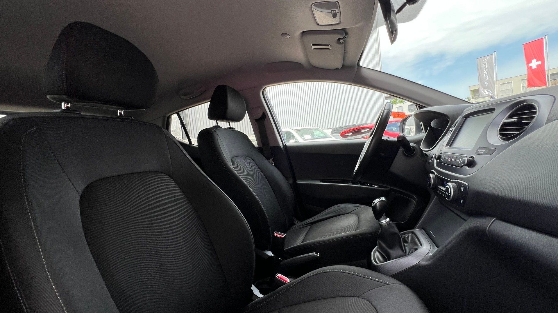 HYUNDAI i10 1.2 VERTEX l 87 PS-image-25