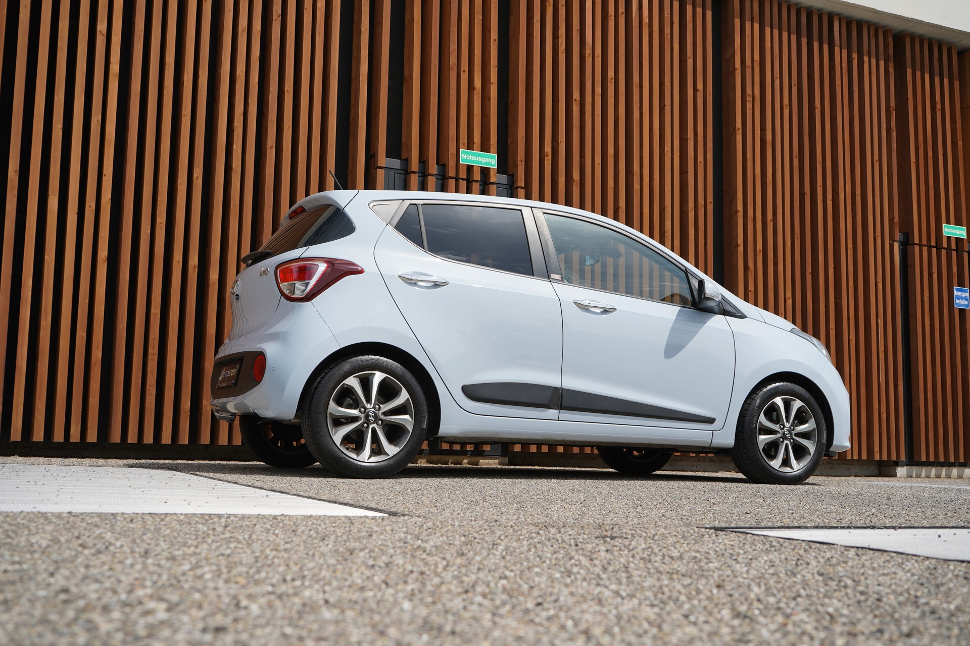 HYUNDAI i10 1.2 VERTEX l 87 PS-image-8