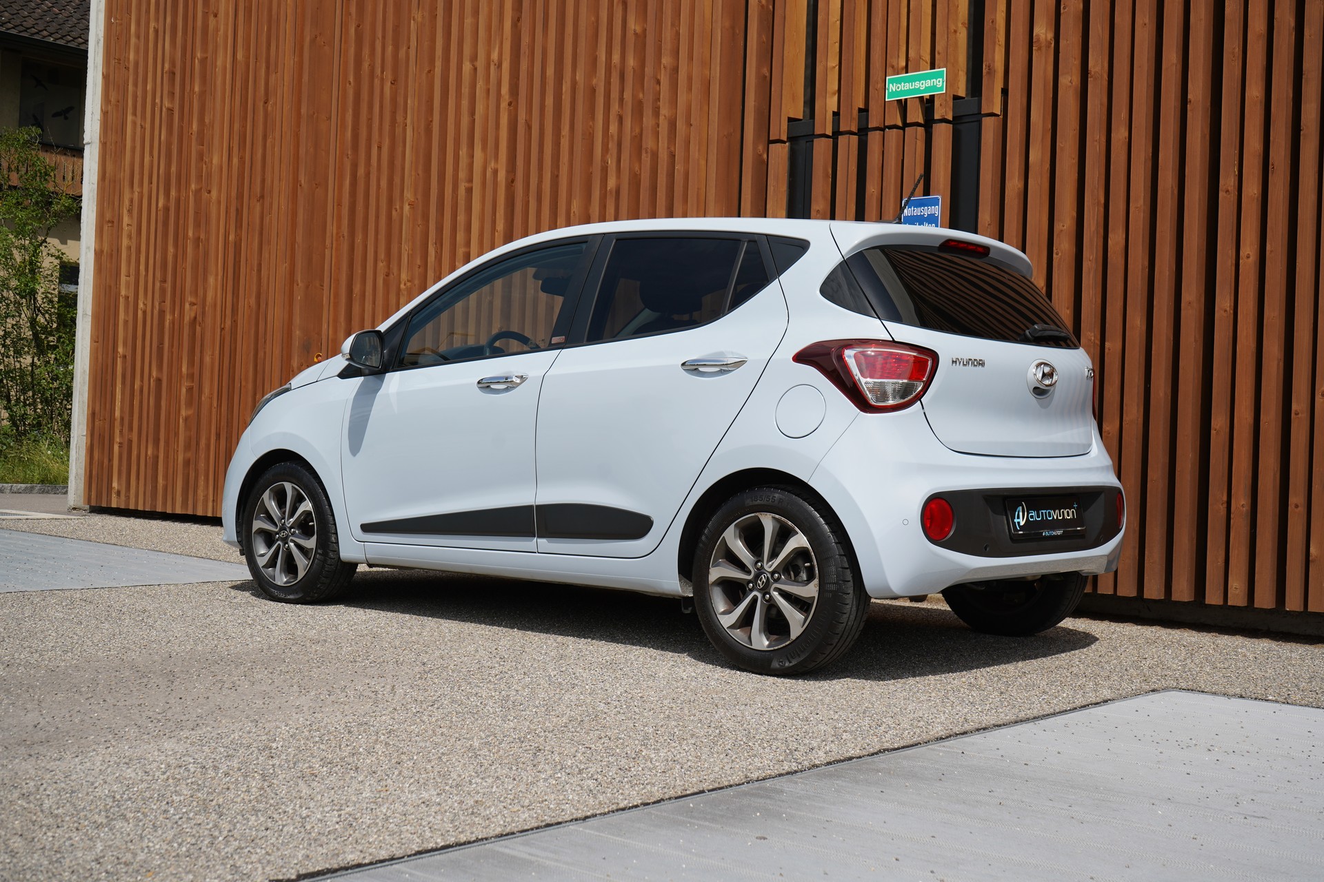 HYUNDAI i10 1.2 VERTEX l 87 PS-image-13