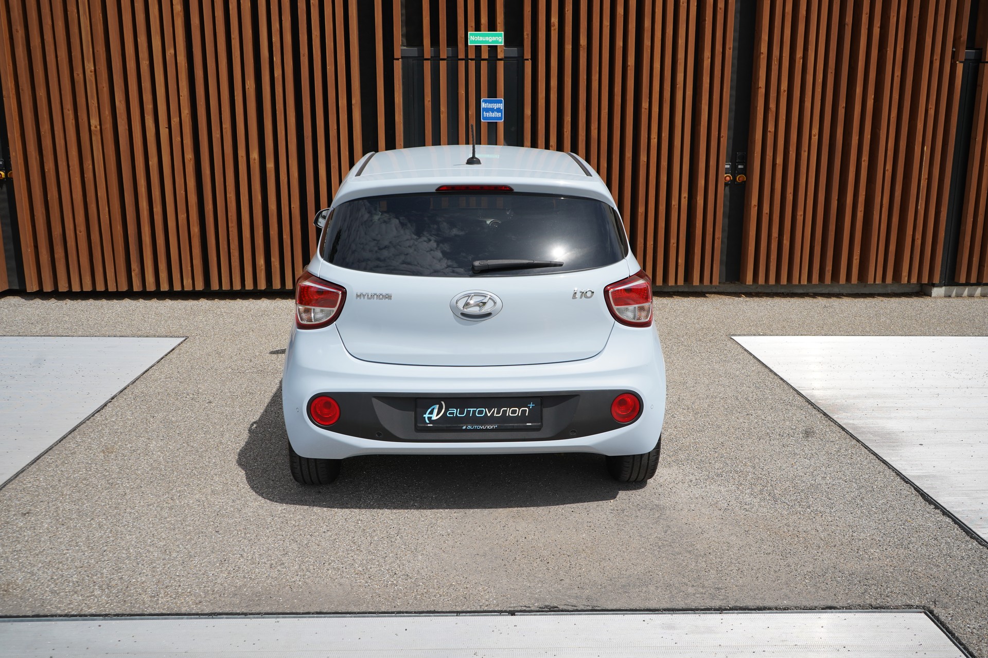 HYUNDAI i10 1.2 VERTEX l 87 PS-image-16