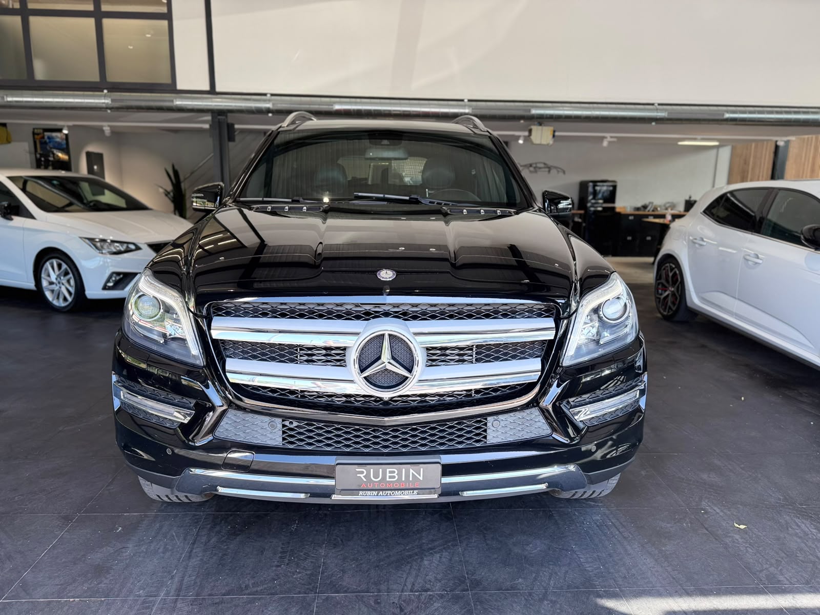 MERCEDES-BENZ GL 350 BlueTEC 4Matic 7G-TRONIC-image-6