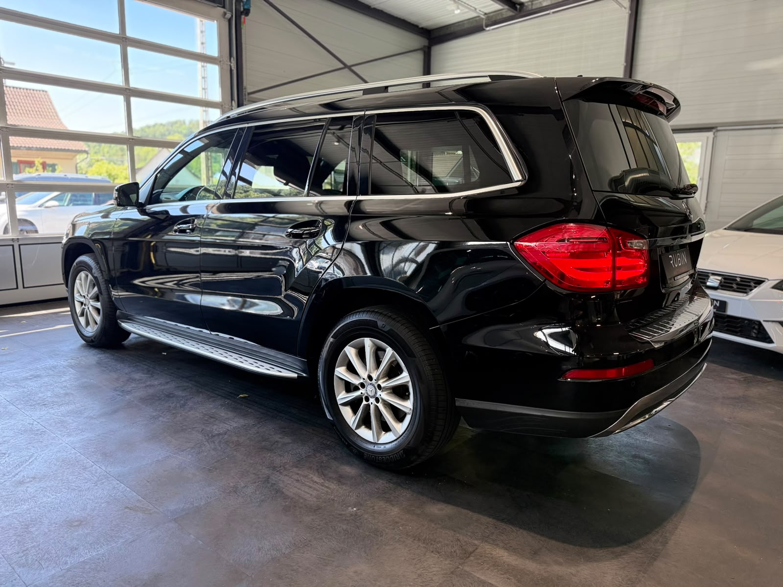 MERCEDES-BENZ GL 350 BlueTEC 4Matic 7G-TRONIC-image-1