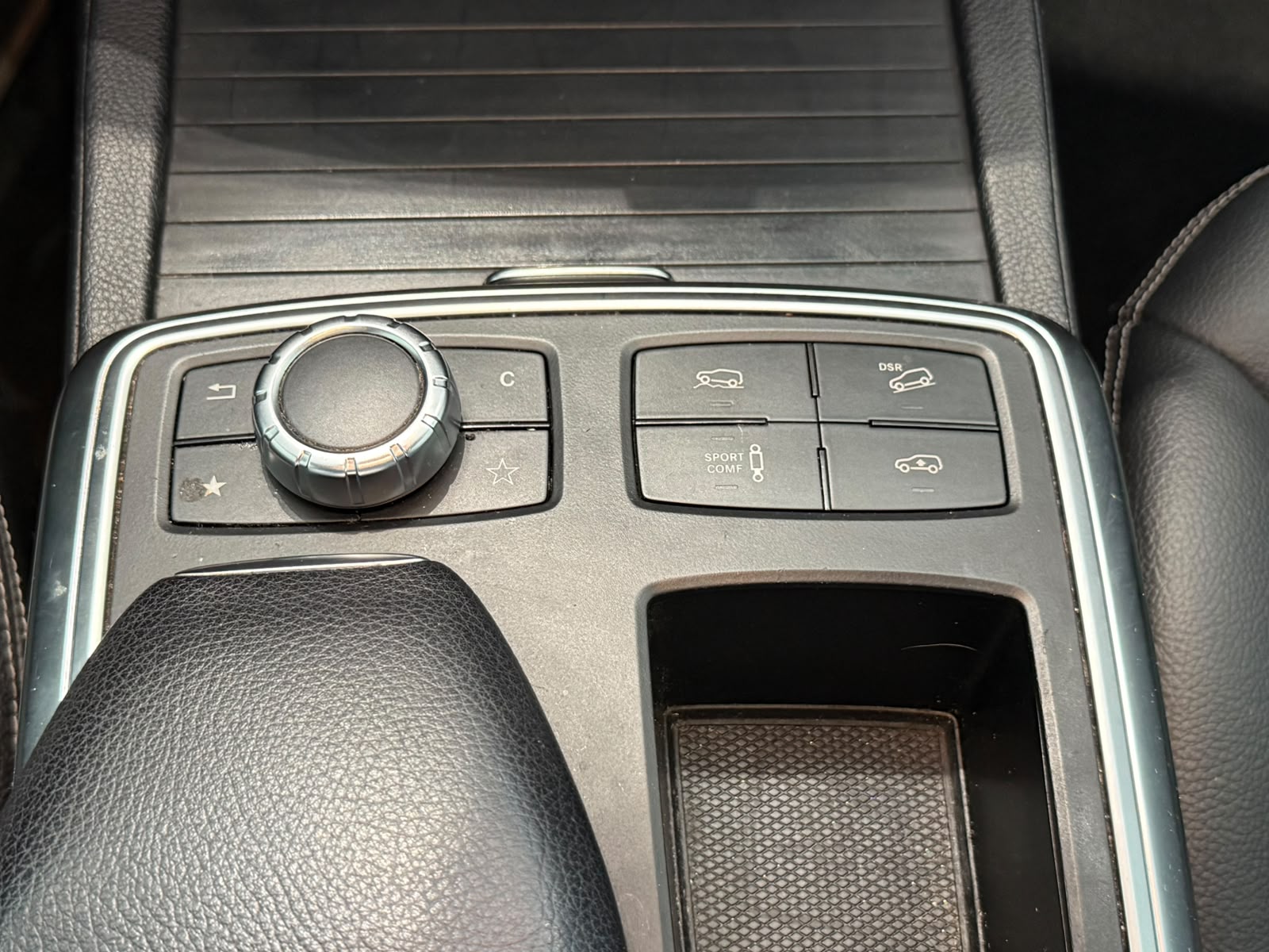 MERCEDES-BENZ GL 350 BlueTEC 4Matic 7G-TRONIC-image-16