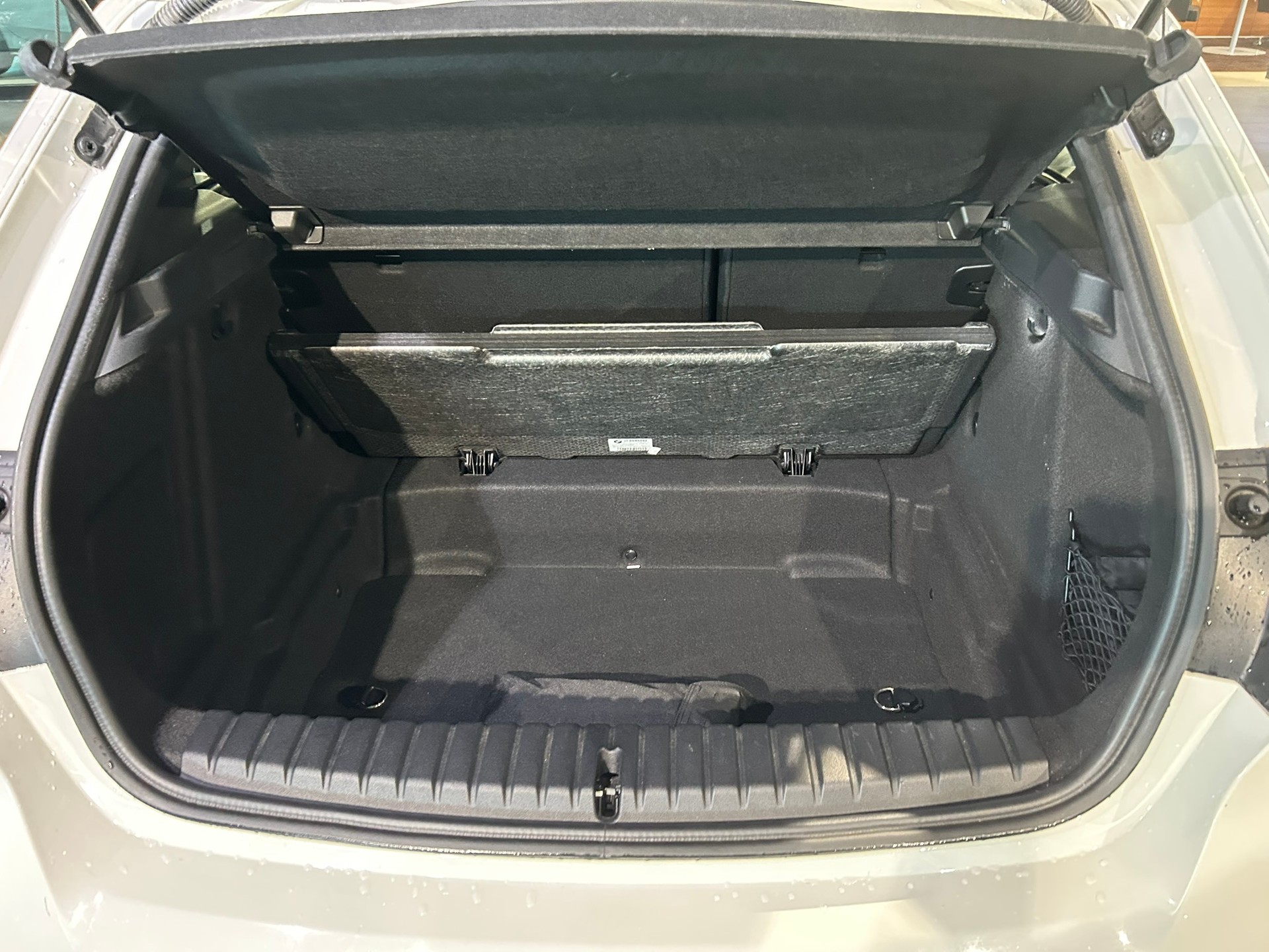 BMW 120i Pure M Sport Steptronic-image-14