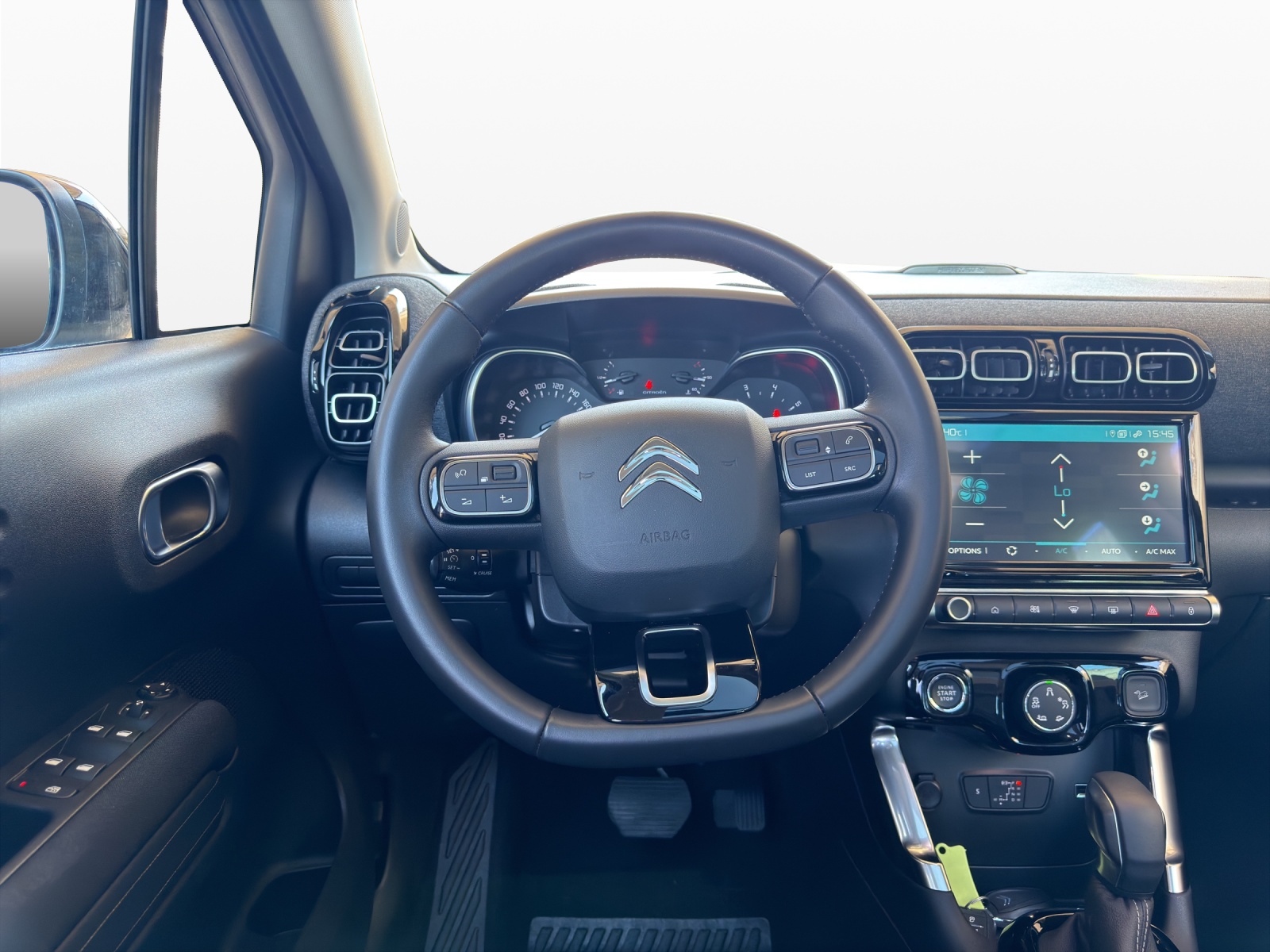 CITROEN C3 Aircross 1.2i PureTech Shine Pack EAT6-image-10