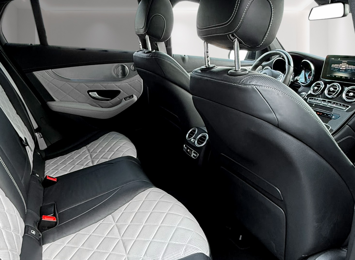MERCEDES-BENZ GLC Coupé 63 S AMG 4Matic+ 9G-Tronic, CH-Auto inkl. Service & Garantie!-image-16