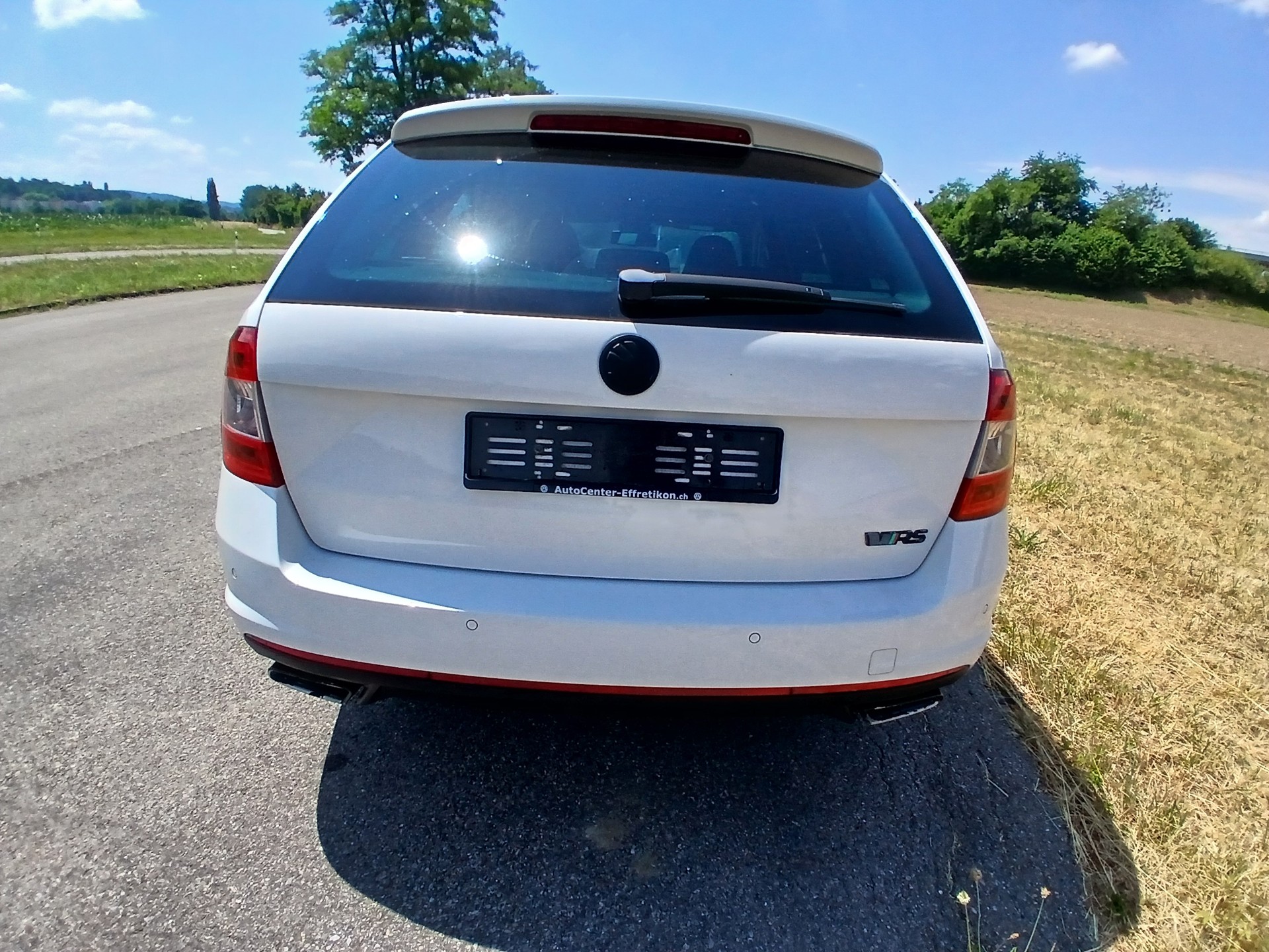 SKODA Octavia Combi 2.0 TDI RS DSG-image-3