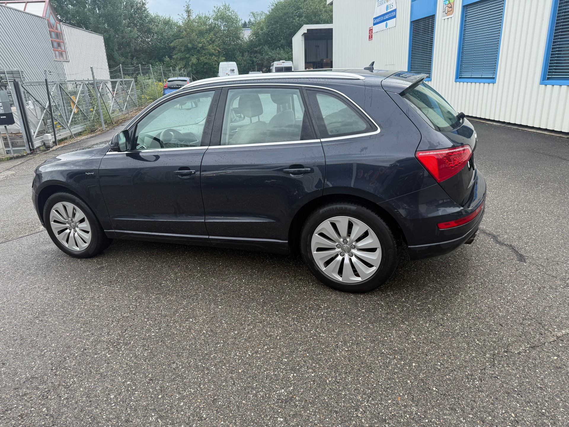 AUDI Q5 2.0 TFSI hybrid quattro tiptronic-image-10