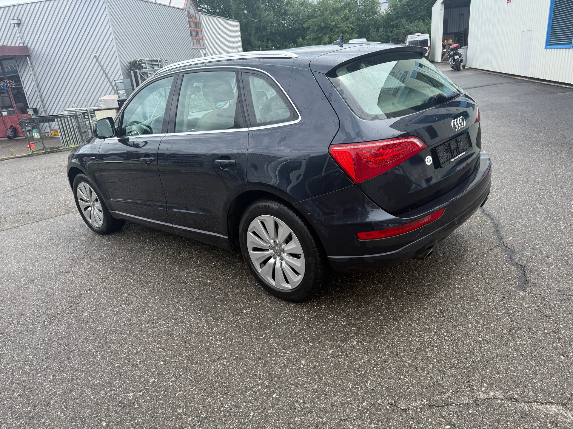 AUDI Q5 2.0 TFSI hybrid quattro tiptronic-image-5